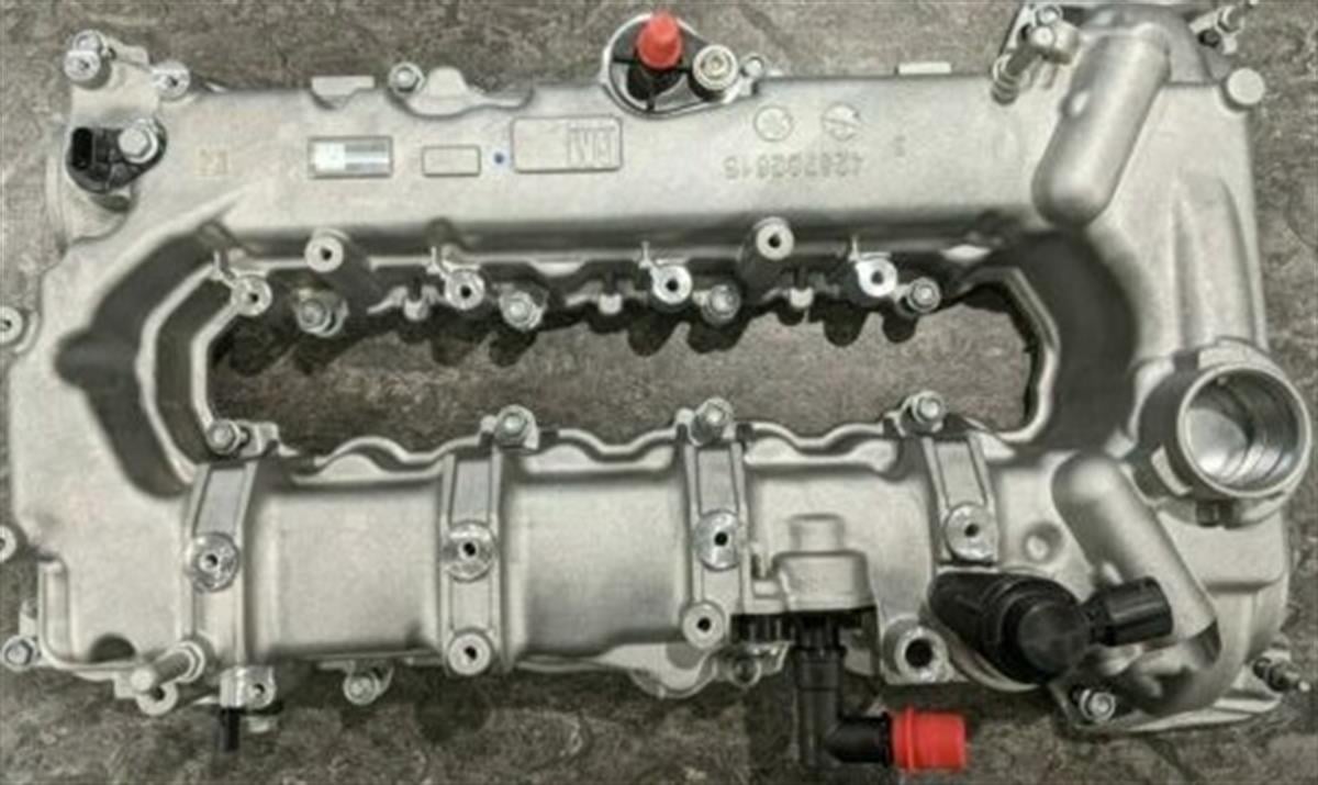 Opel Astra K 1.4 B14XFT Motor Külbütör Kapağı Orjinal Marka 12677790