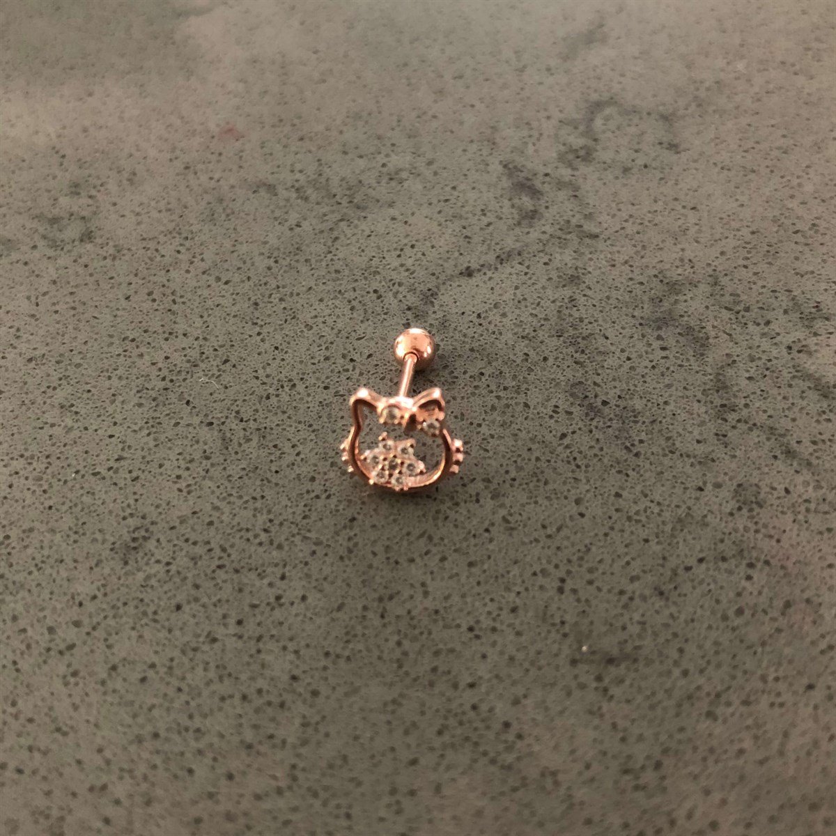 Çiçek Desenli Kedi Figür Tragus