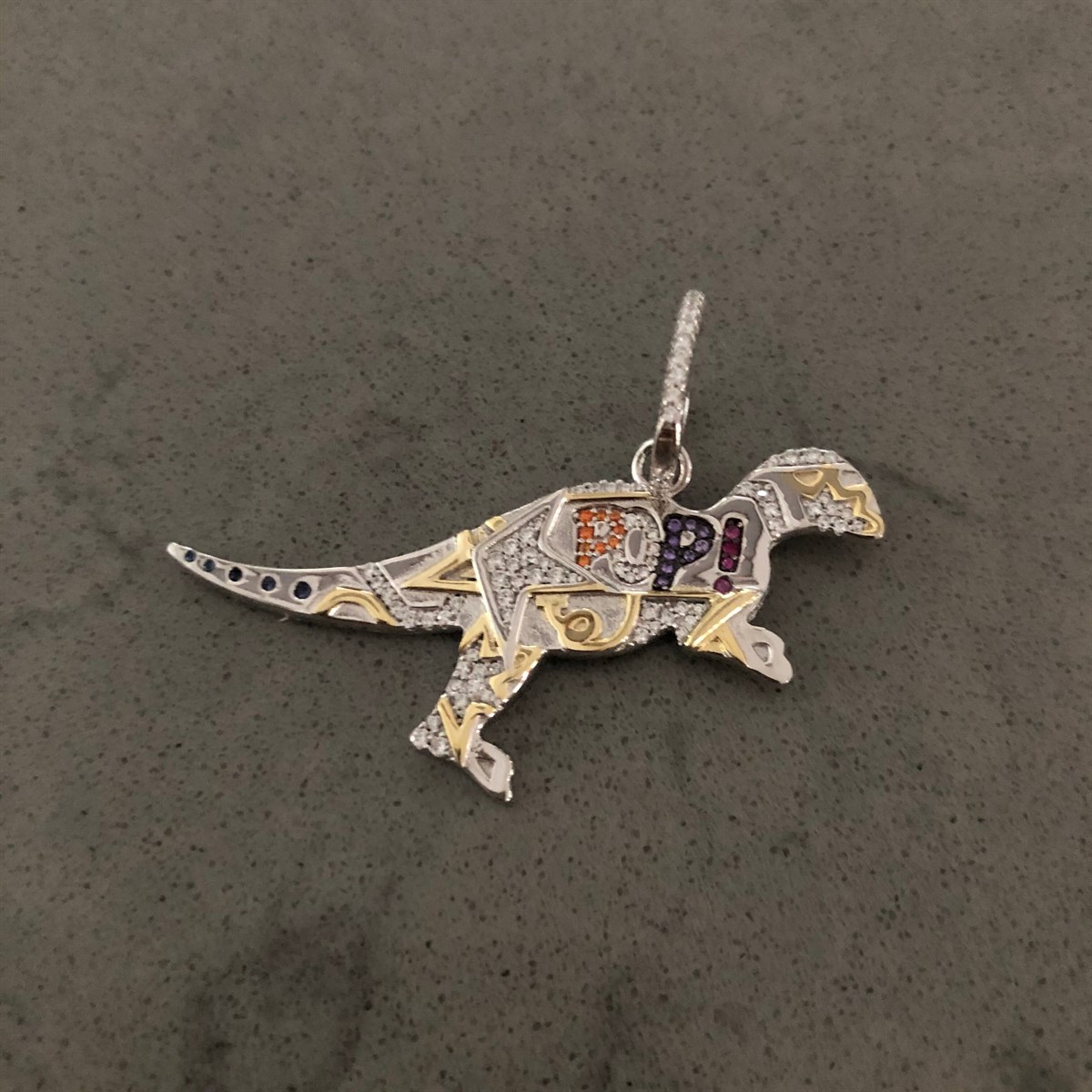 Dinazor Pop Figür İthal Küpe