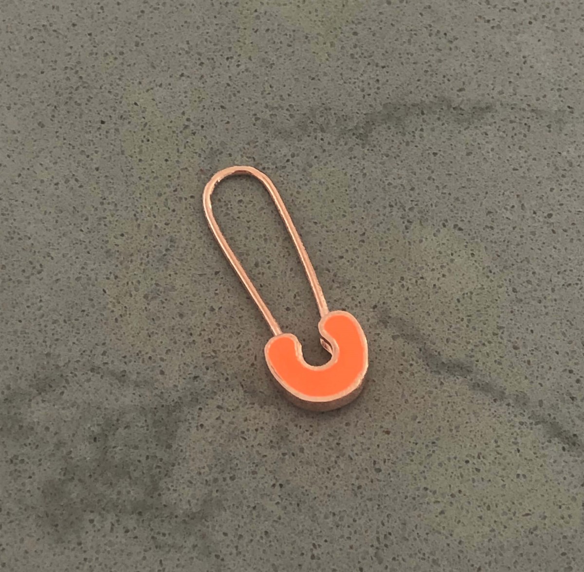 Neon Turuncu Firkete Küpe