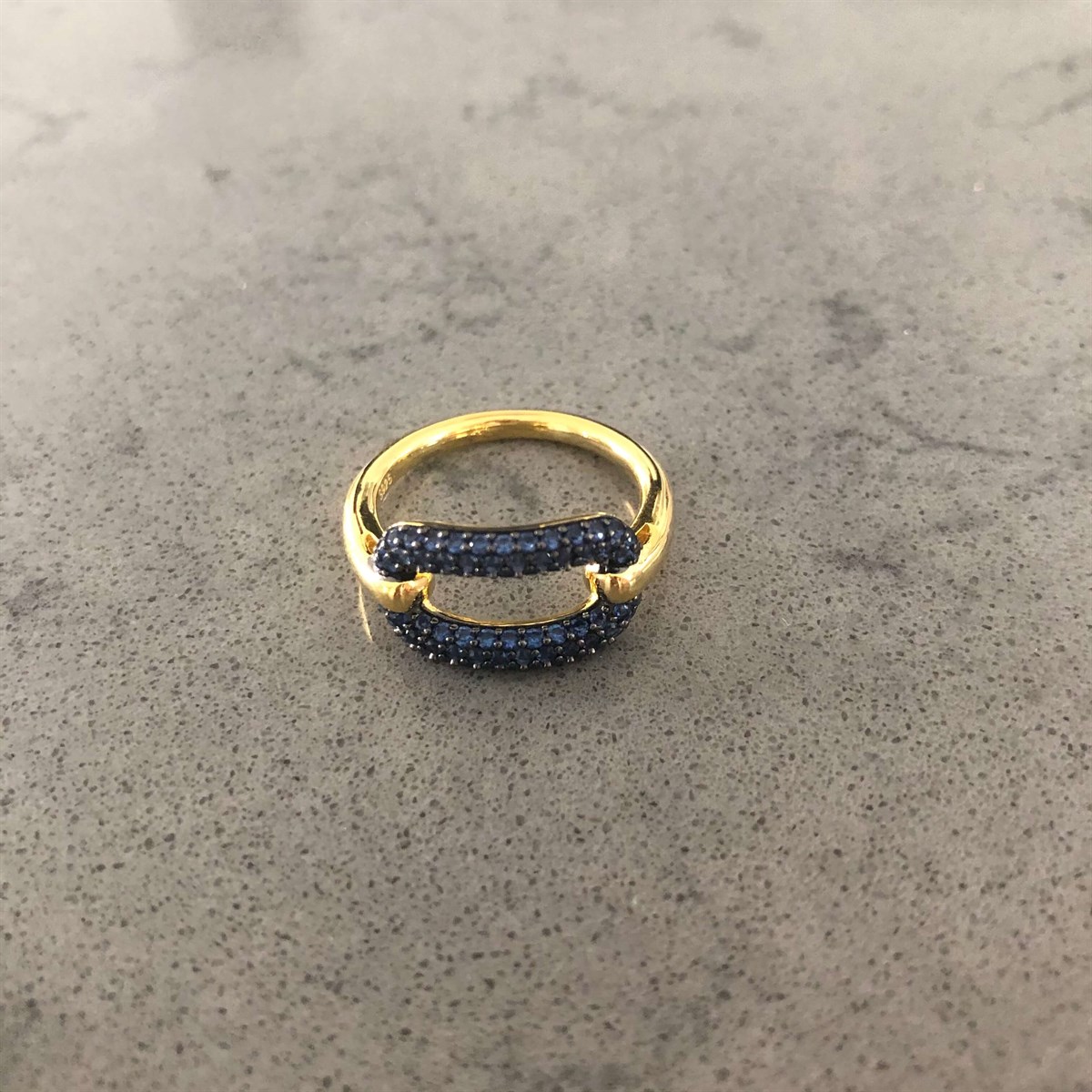 Oval Safir Taş Yüzük