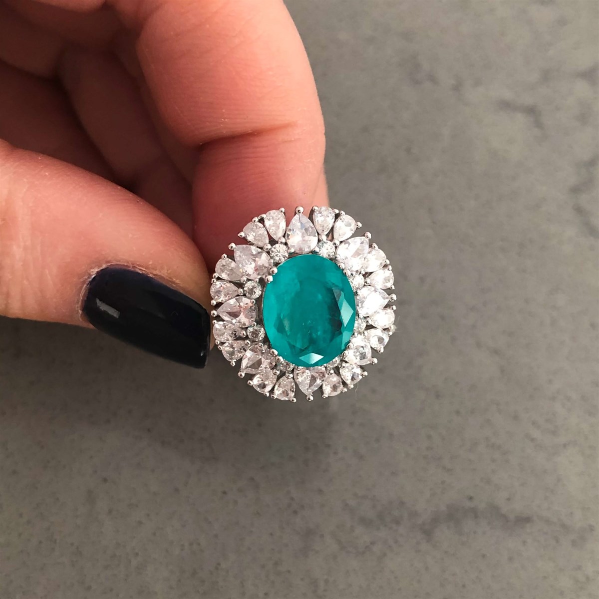 Paraiba Tourmaline Taş Oval Koyu Ton İthal Yüzük