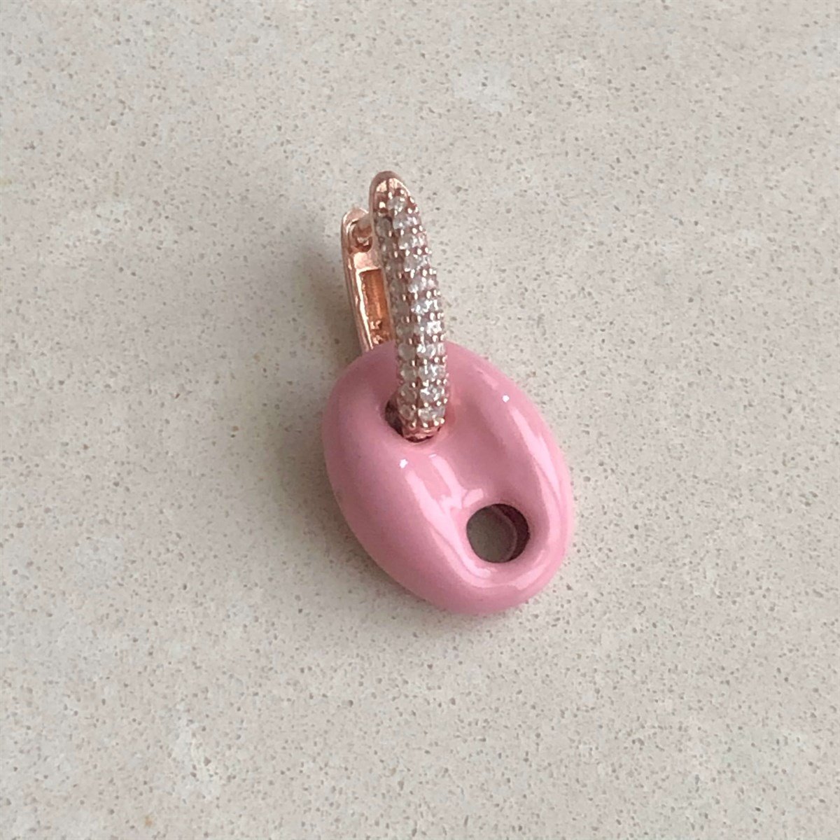 Pembe Çift Delik Küpe