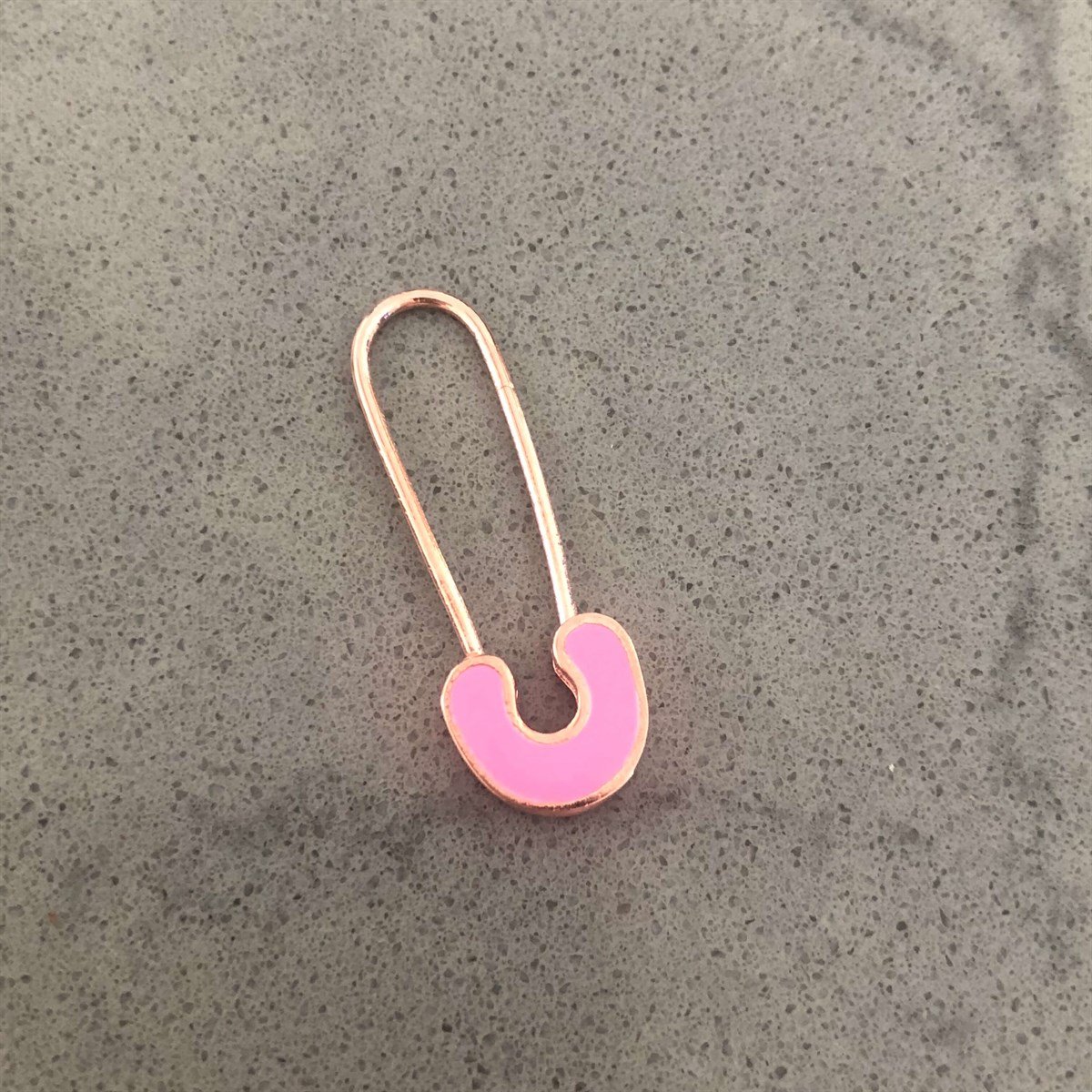 Pembe Mine Firkete Küpe