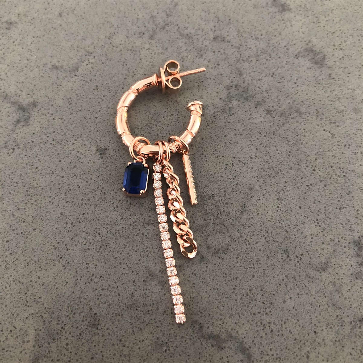 Safir Taşlı Sallantılı İthal Küpe