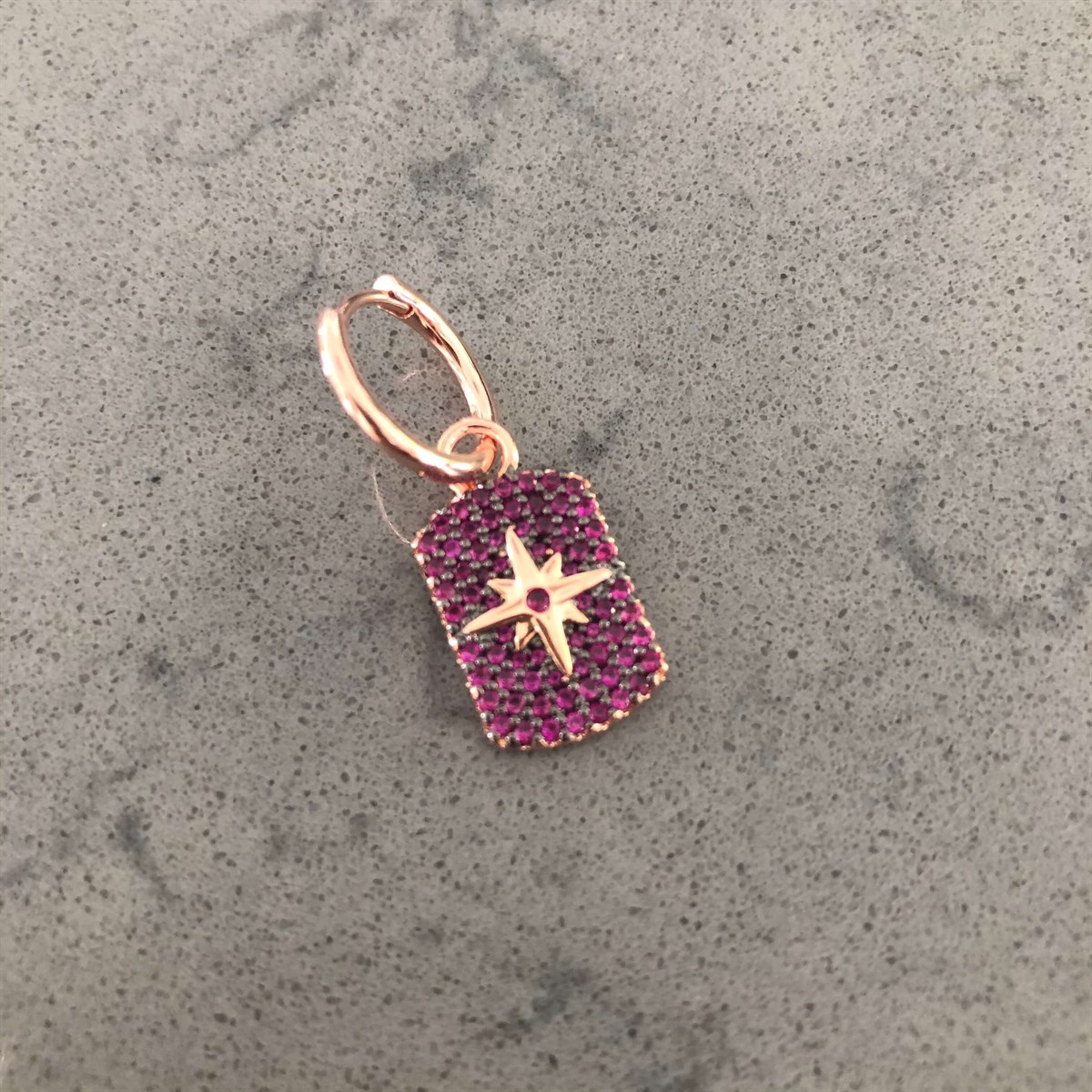 Yıldız Desen Pembe Taş İthal Küpe