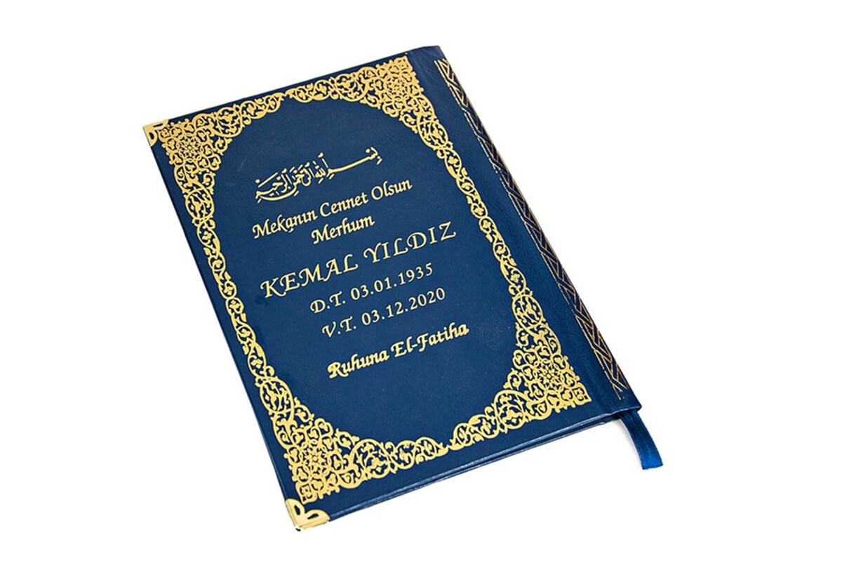 İsim Baskılı Ciltli Yasin Kitabı - Orta Boy - 80 Sayfa - Lacivert Renk - Cemiyet Hediyeliği