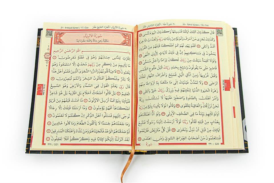 Kadife Kaplı Kabe Kutulu Tesbih Kuranı Kerim ve Seccade Seti