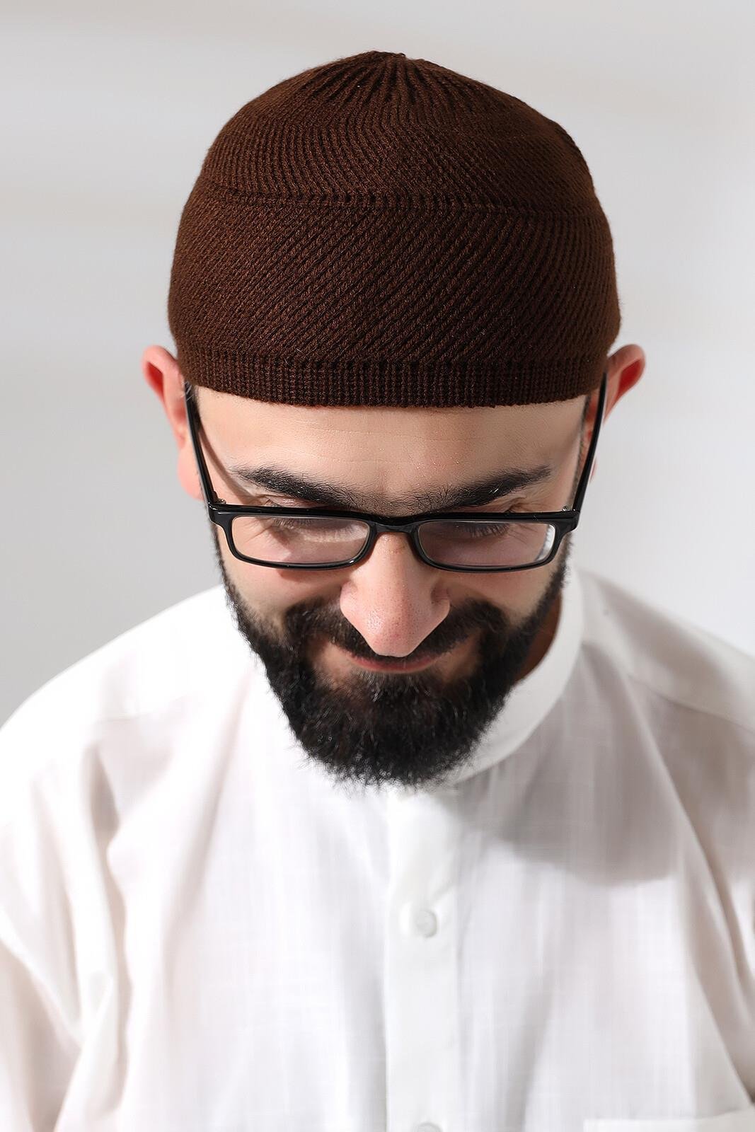 Kahve Süper Namaz Dantel Detaylı Örme Orlon Namaz Takkesi