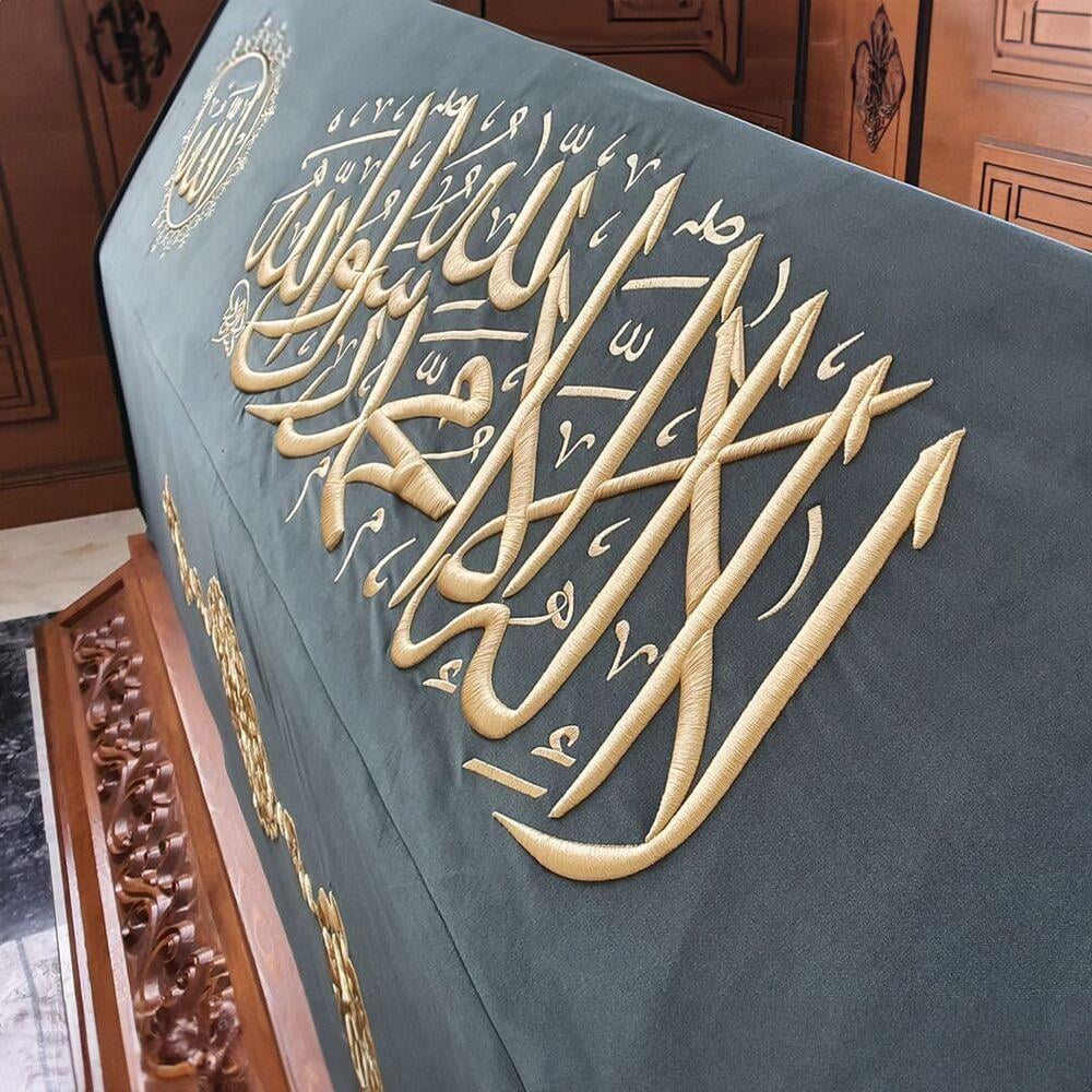 Sanduka Türbe Tabut Örtüsü & Puşide Kaanlar Vakfı kulliyesi ( Özel Ölçü Yapılmaktadır.) - Hayrat