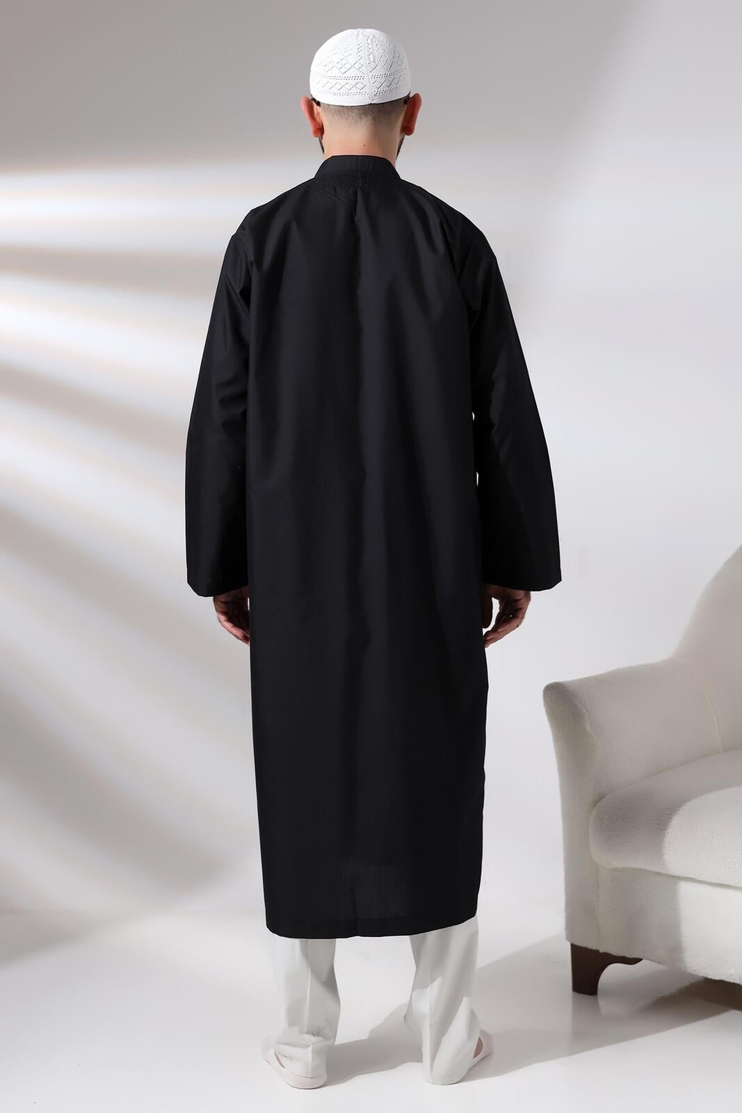 Siyah Erkek Namaz Elbisesi V Yaka Düğmesiz Önü Açık Namaz Cübbesi