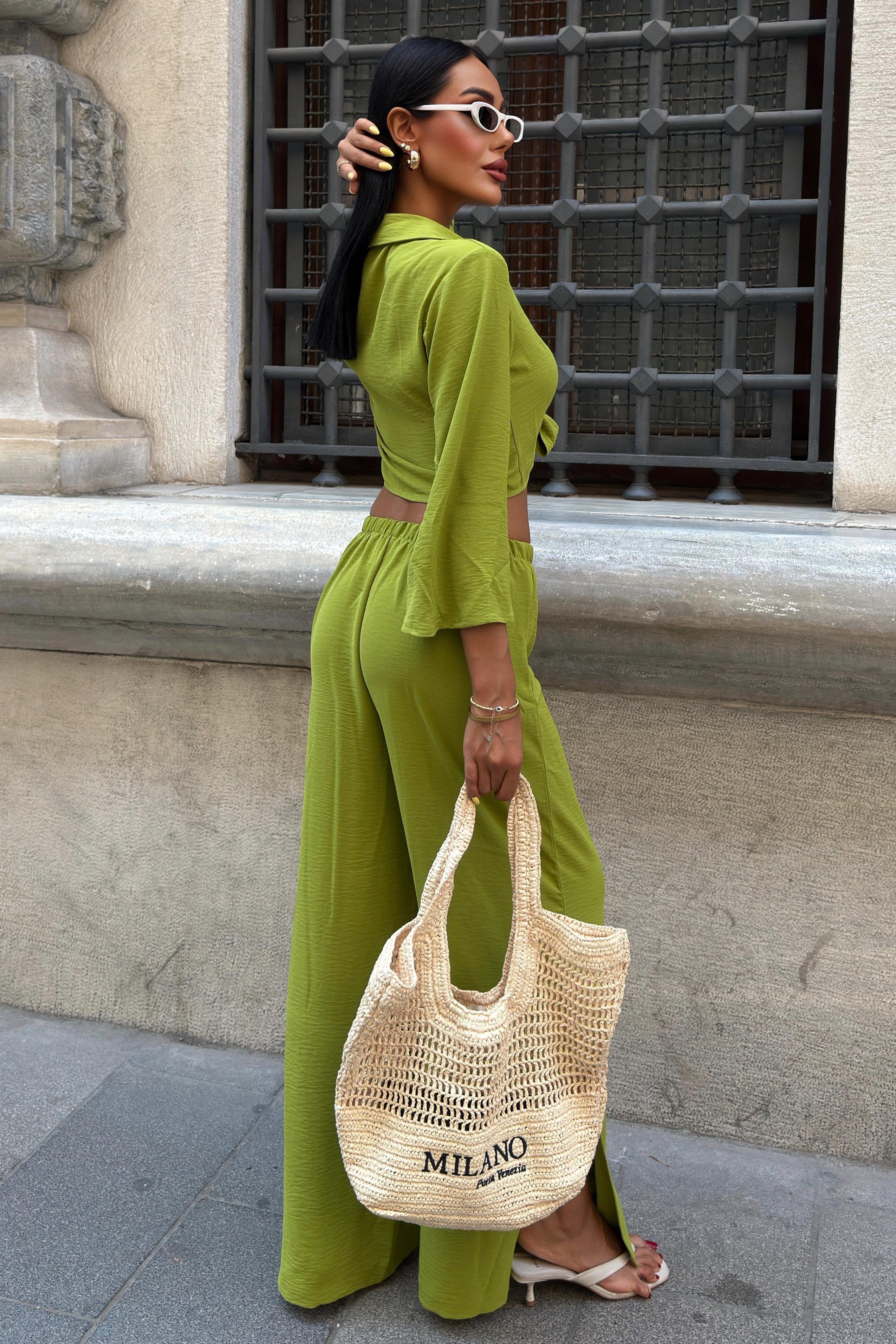 Bağlamalı Gömlek ve Yırtmaç Pantolonlu Ayrobin Takım 10179 R8-J-K3