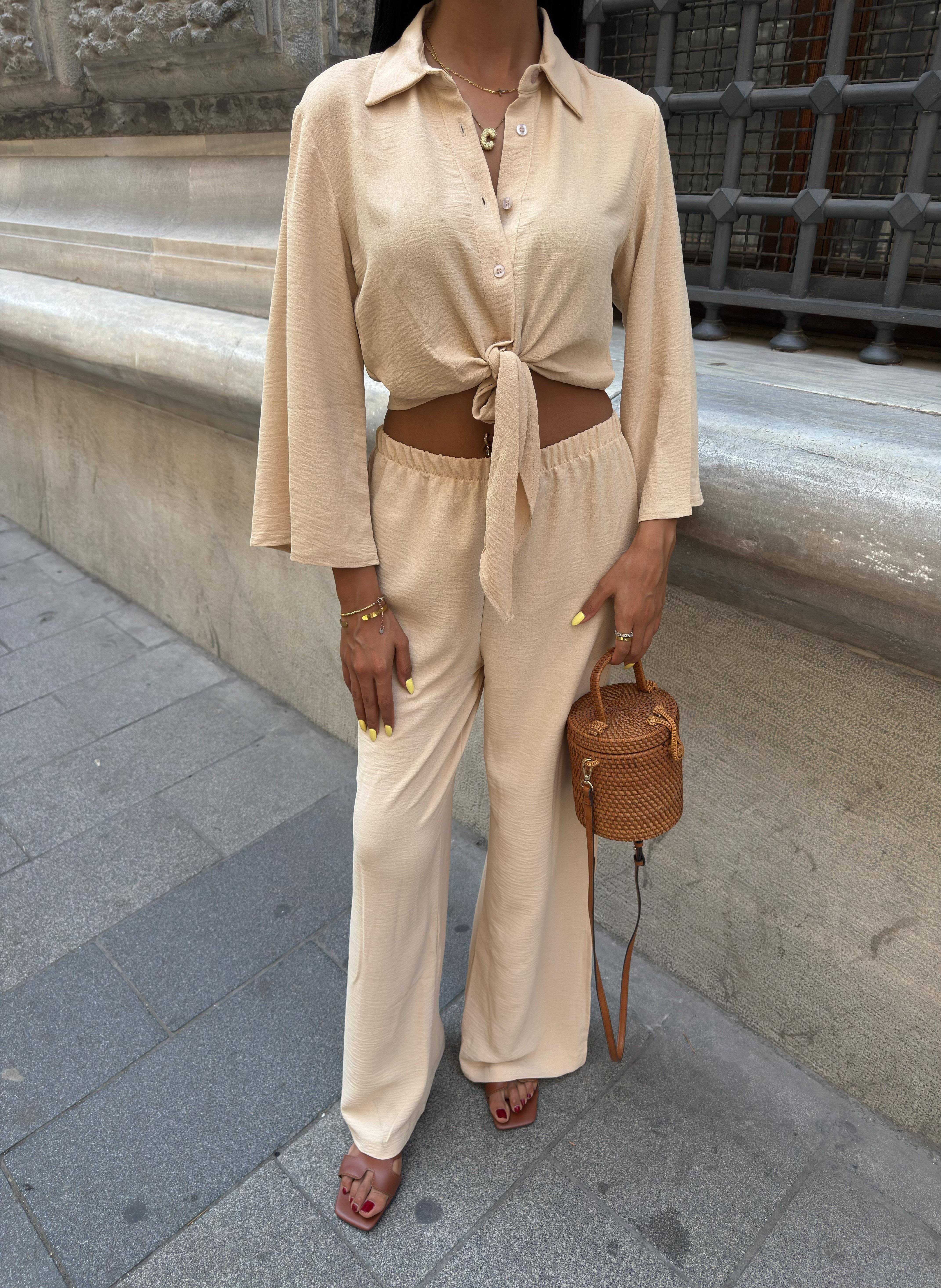 Bağlamalı Gömlek ve Yırtmaç Pantolonlu Ayrobin Takım 10179 R8-J-K3