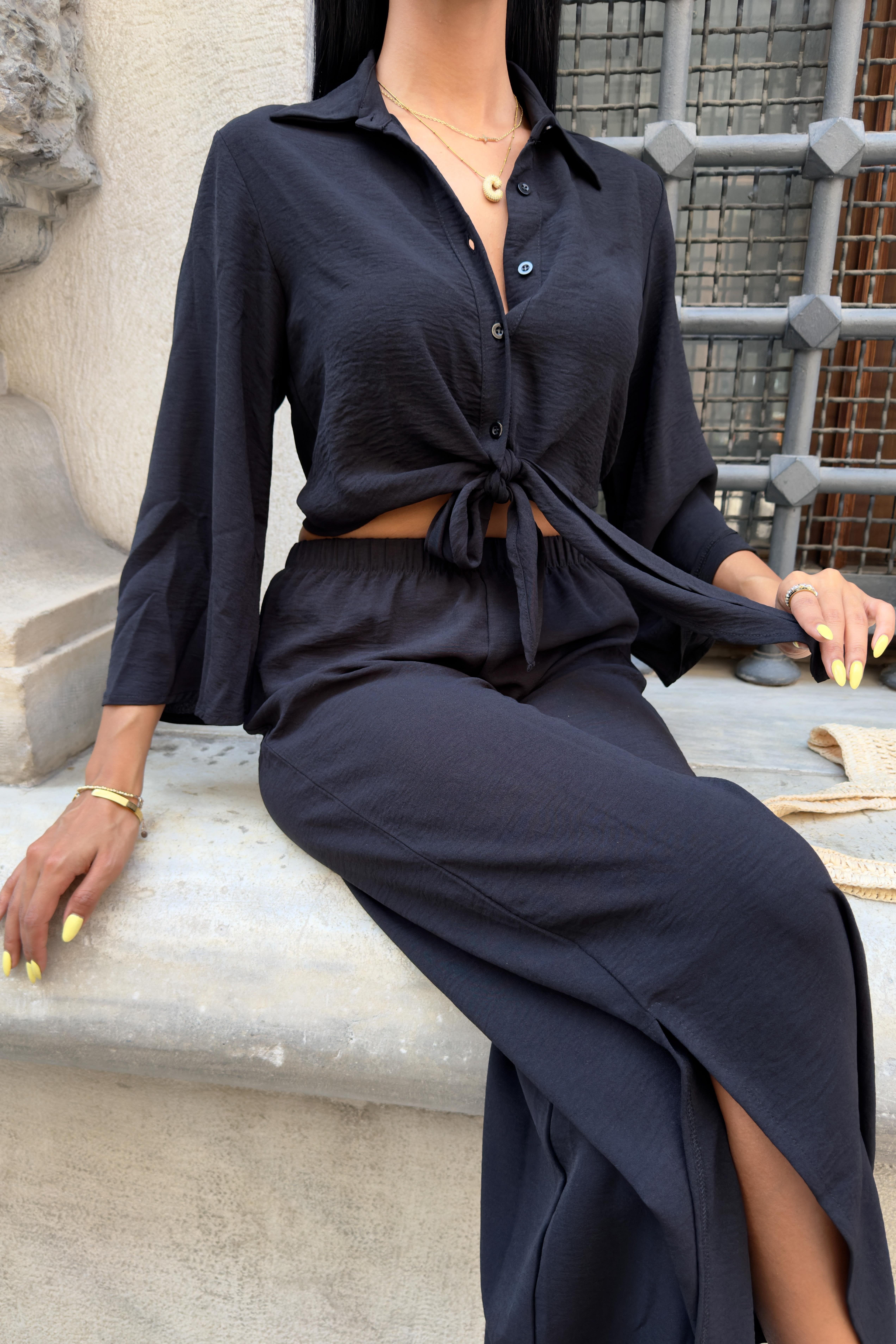 Bağlamalı Gömlek ve Yırtmaç Pantolonlu Ayrobin Takım 10179 R8-J-K3