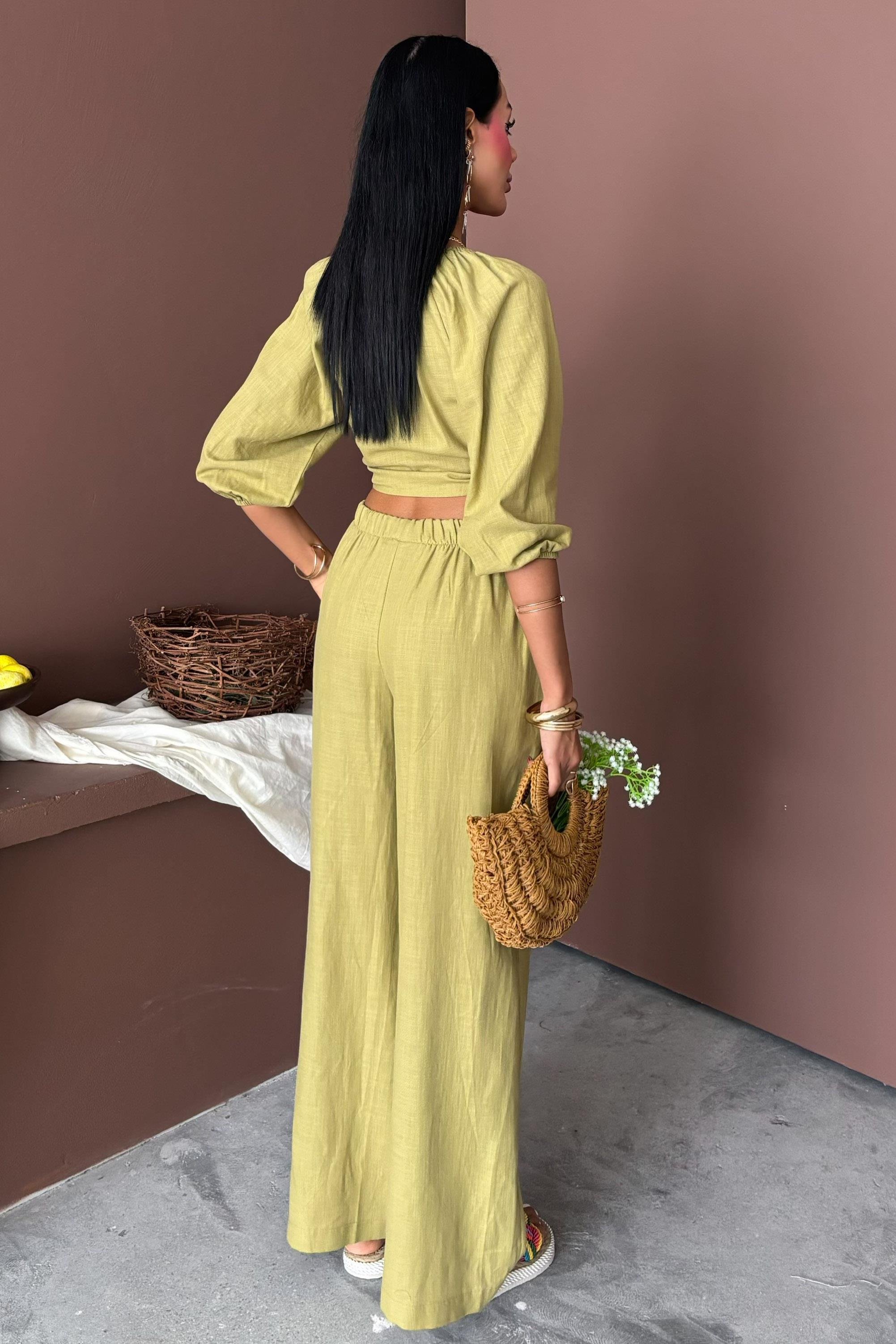 Balon Kollu ve Bağlama Detaylı Keten Takım 10182