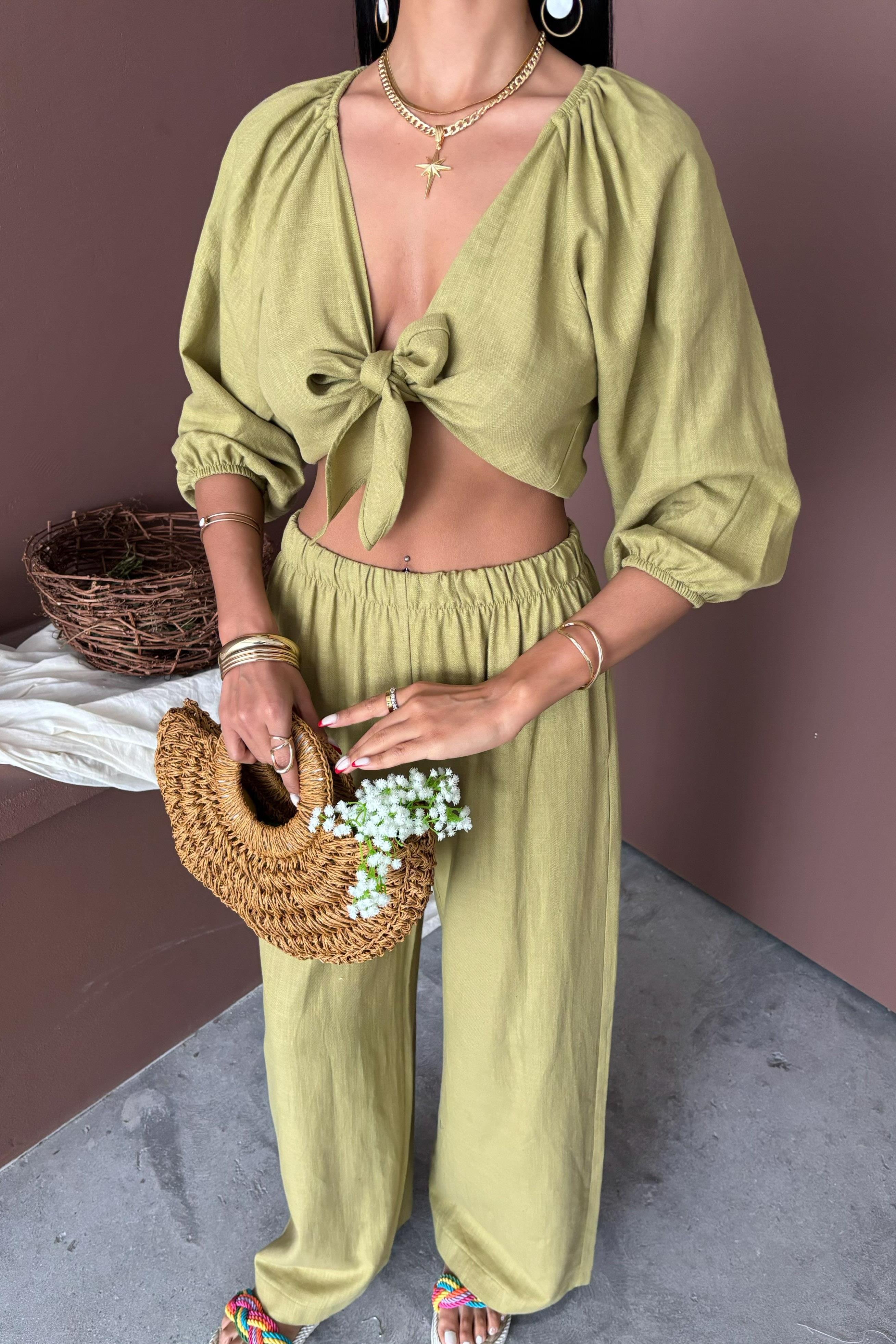 Balon Kollu ve Bağlama Detaylı Keten Takım 10182