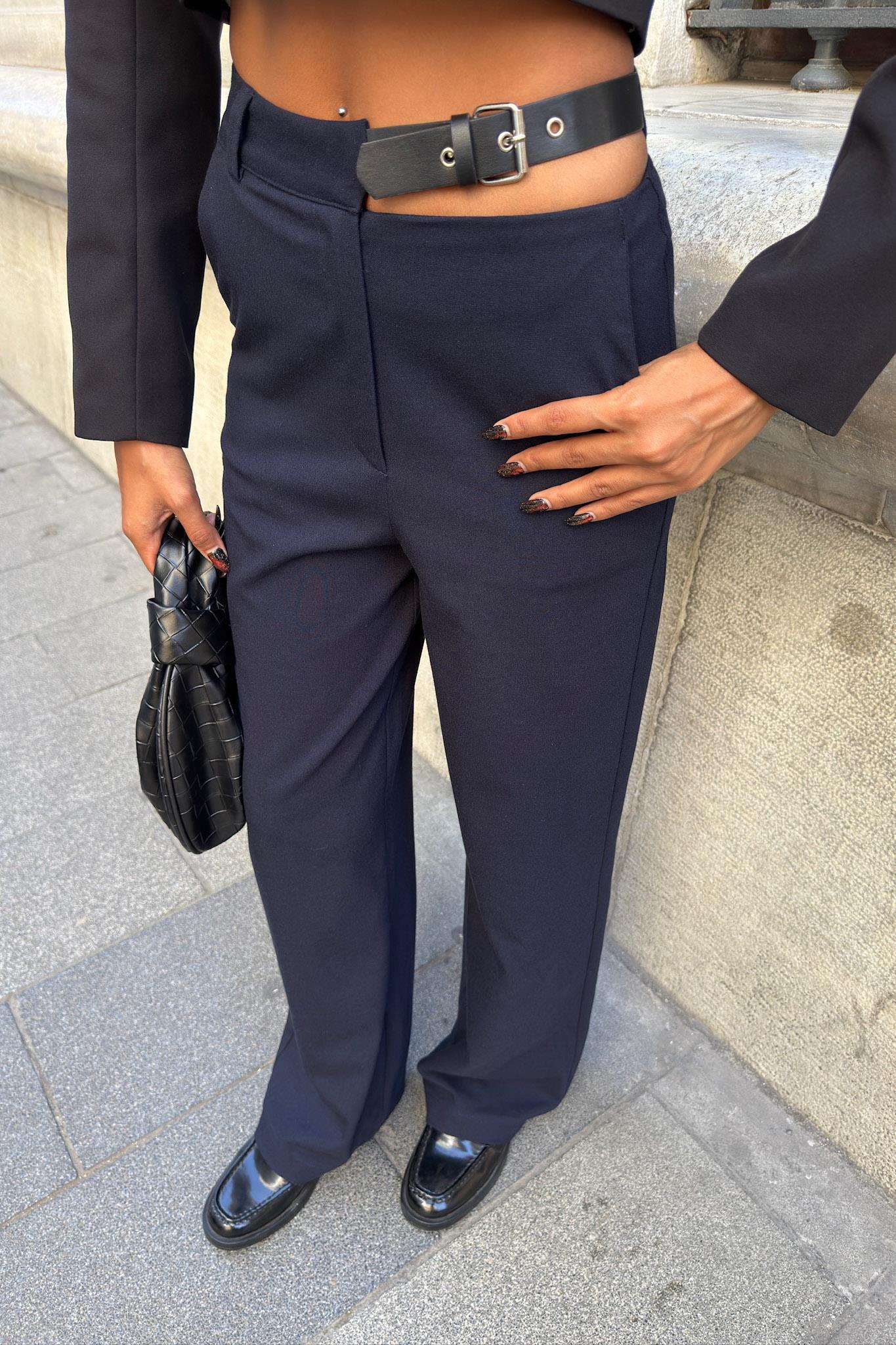 Beli Kemer Detaylı Kumaş Pantolon 0086