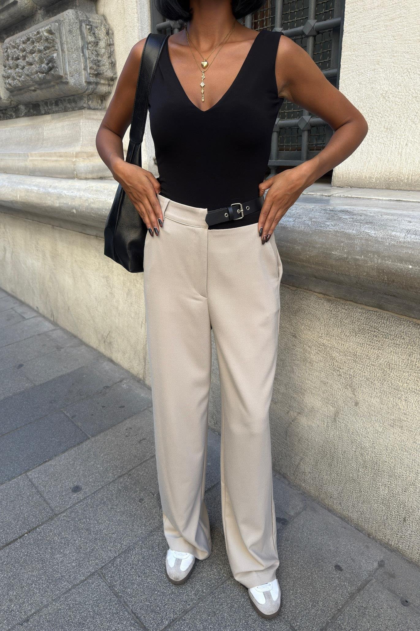 Beli Kemer Detaylı Kumaş Pantolon 0086