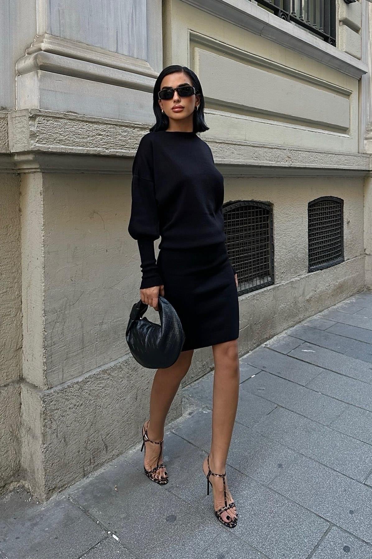 Bert Sırt Dekolteli Balon Kol Midi Triko Elbise 2820