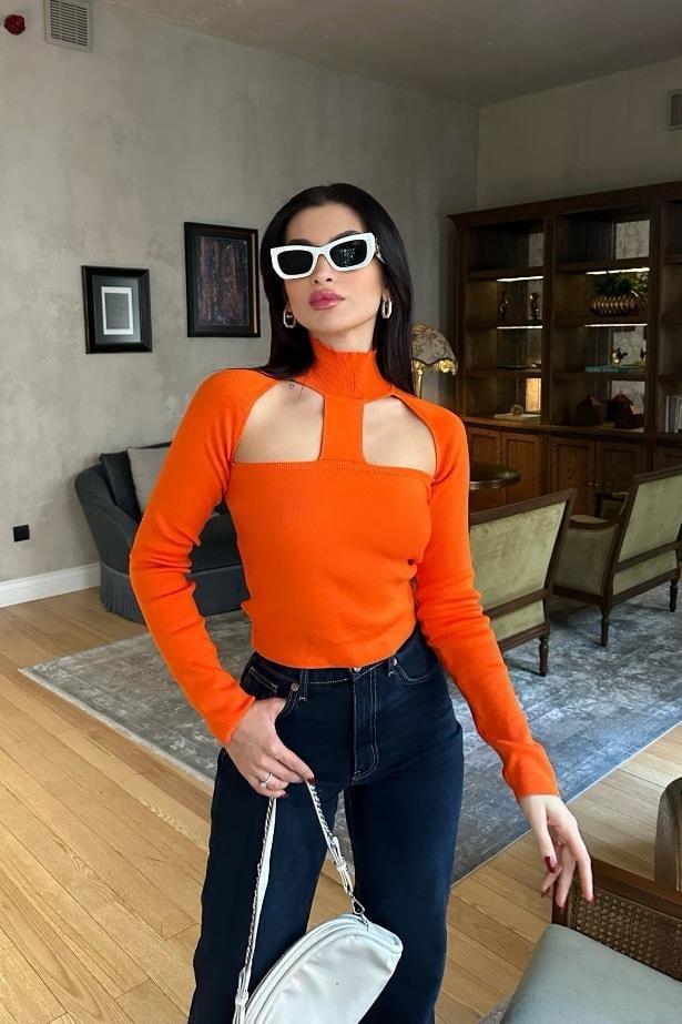 Bethany Cut Out Bluz 3126-02 R4-F-K2