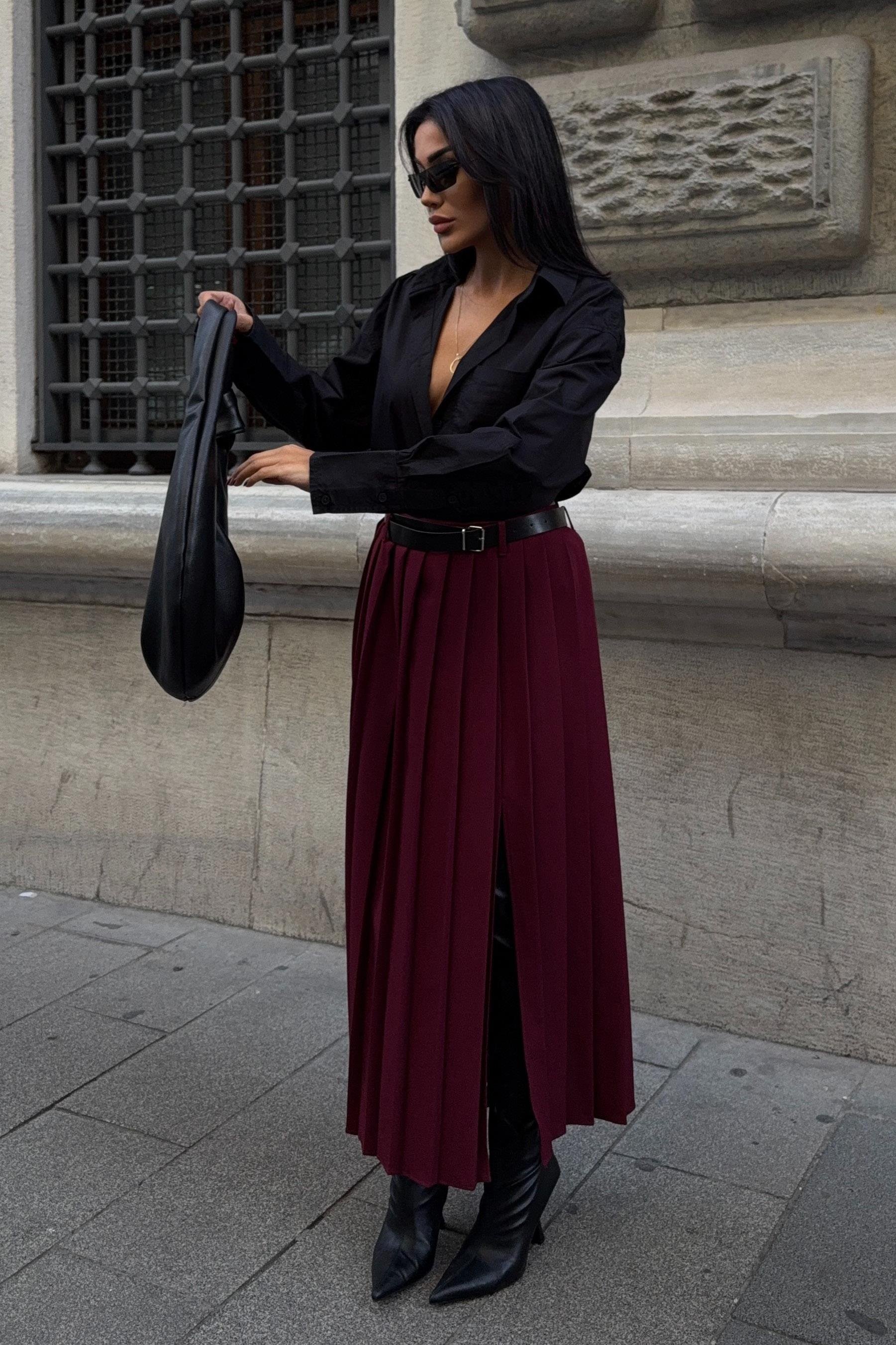 Çift Kemer Detaylı ve Yırtmaçlı Pileli Etek 4055