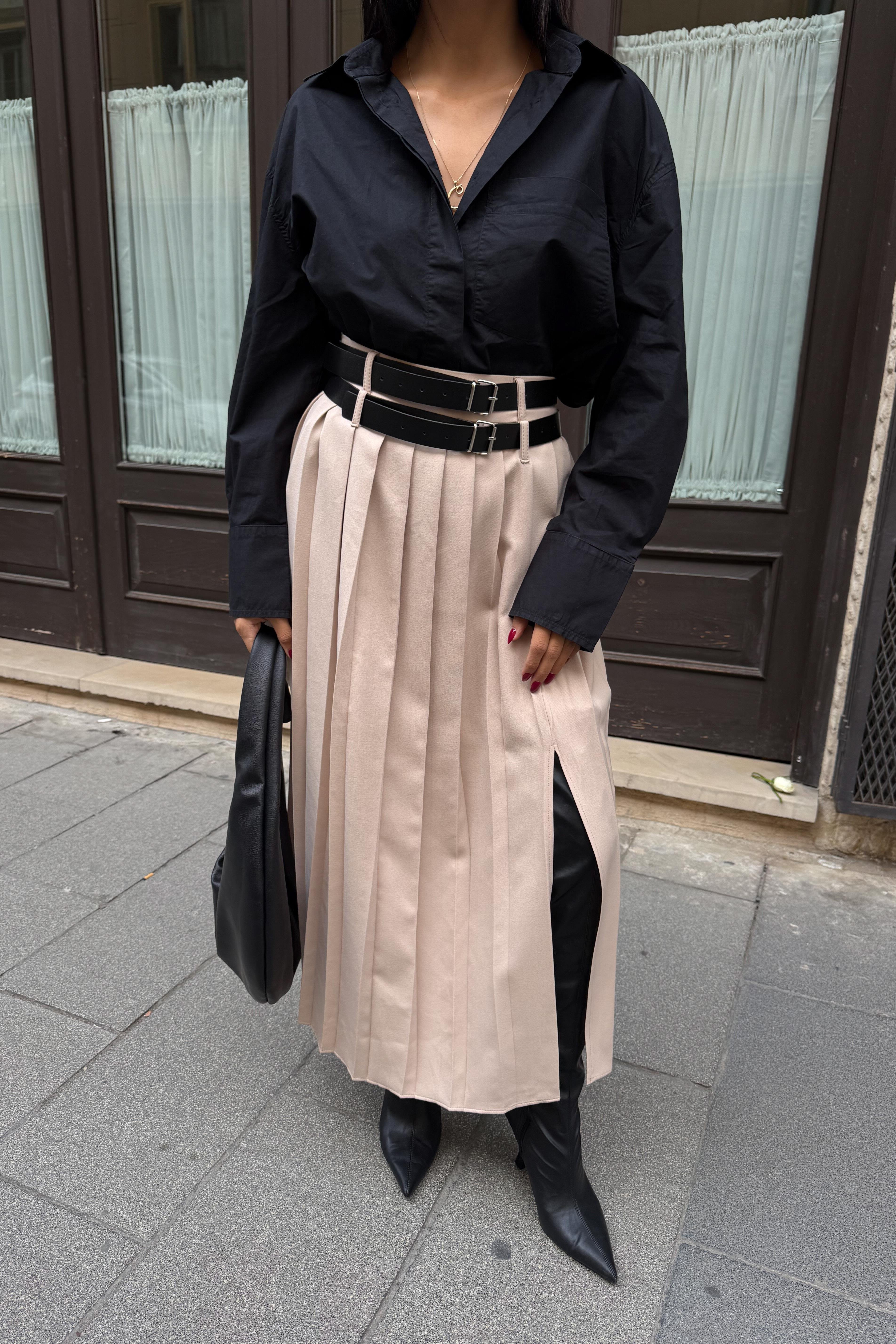 Çift Kemer Detaylı ve Yırtmaçlı Pileli Etek 4055