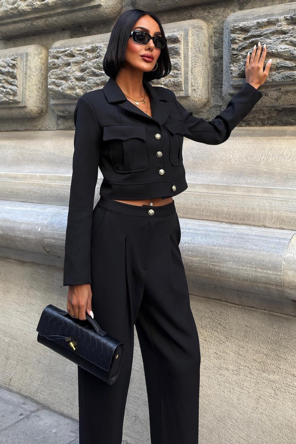 Crop Ceket ve Vintage Düğmeli Premium Takım 10239