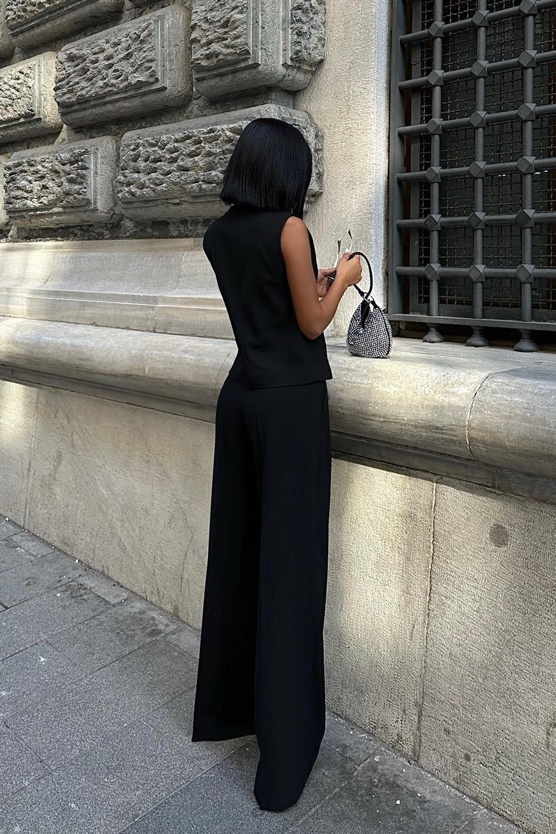 Elayne Akseuarlı Detay Yelek Takım 9900