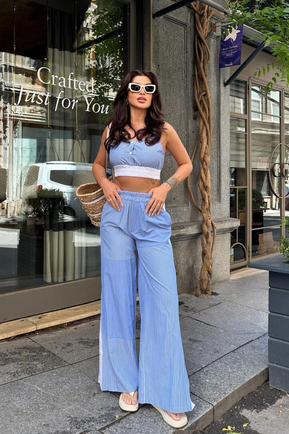 Elise Çizgili Yırtmaç Detaylı Takım 9804-0025