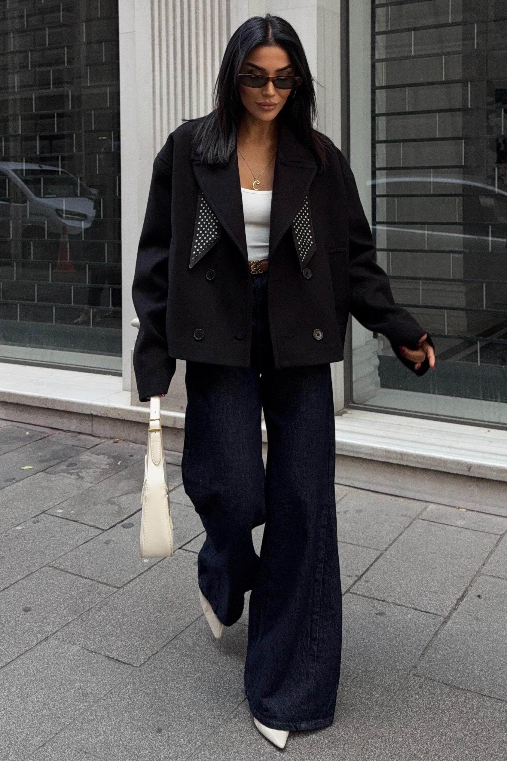 Fular Detaylı Premium Kaşe Ceket 7072