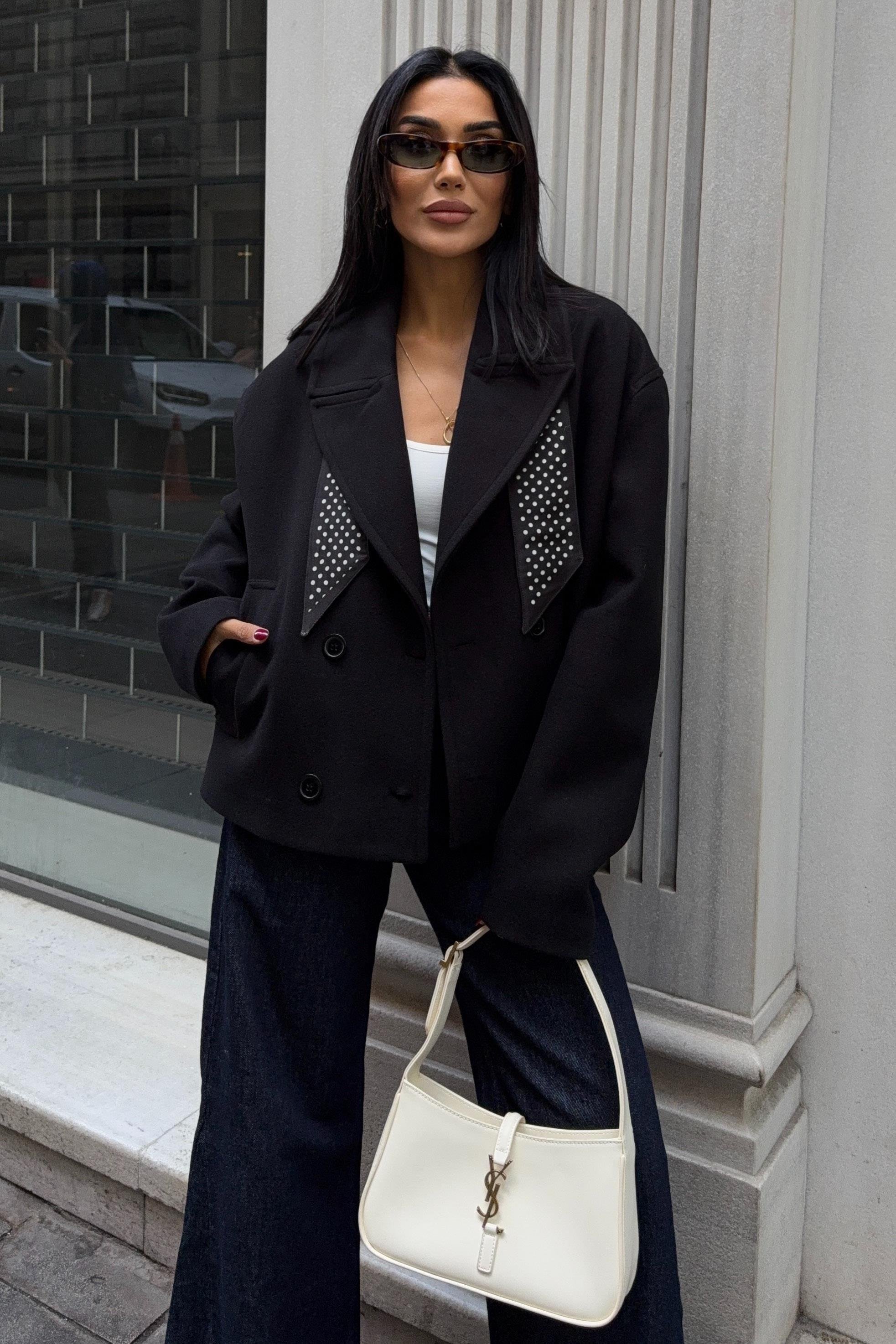 Fular Detaylı Premium Kaşe Ceket 7072