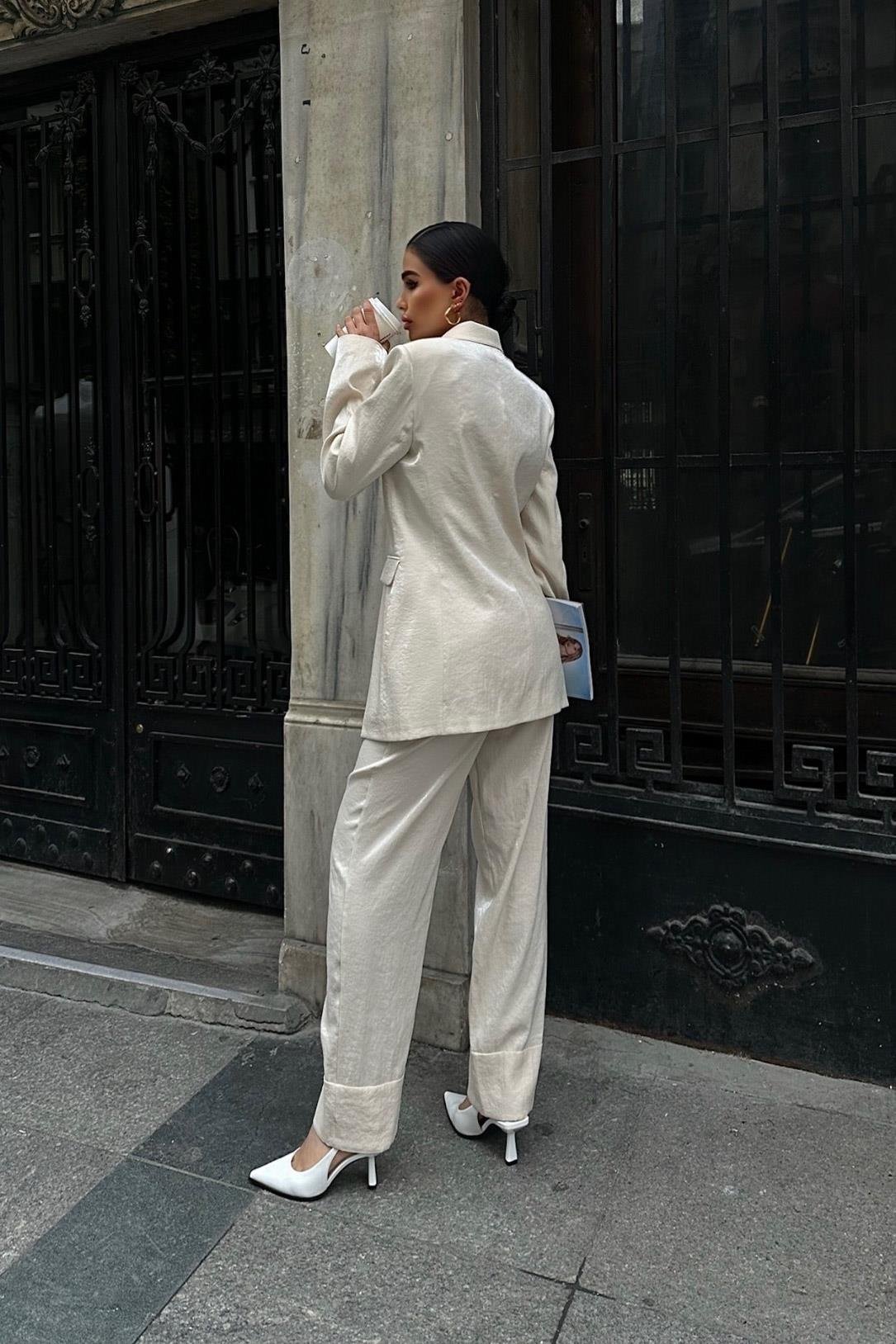 Gisella Parlak Saten Takım 9851 R8-D-K5