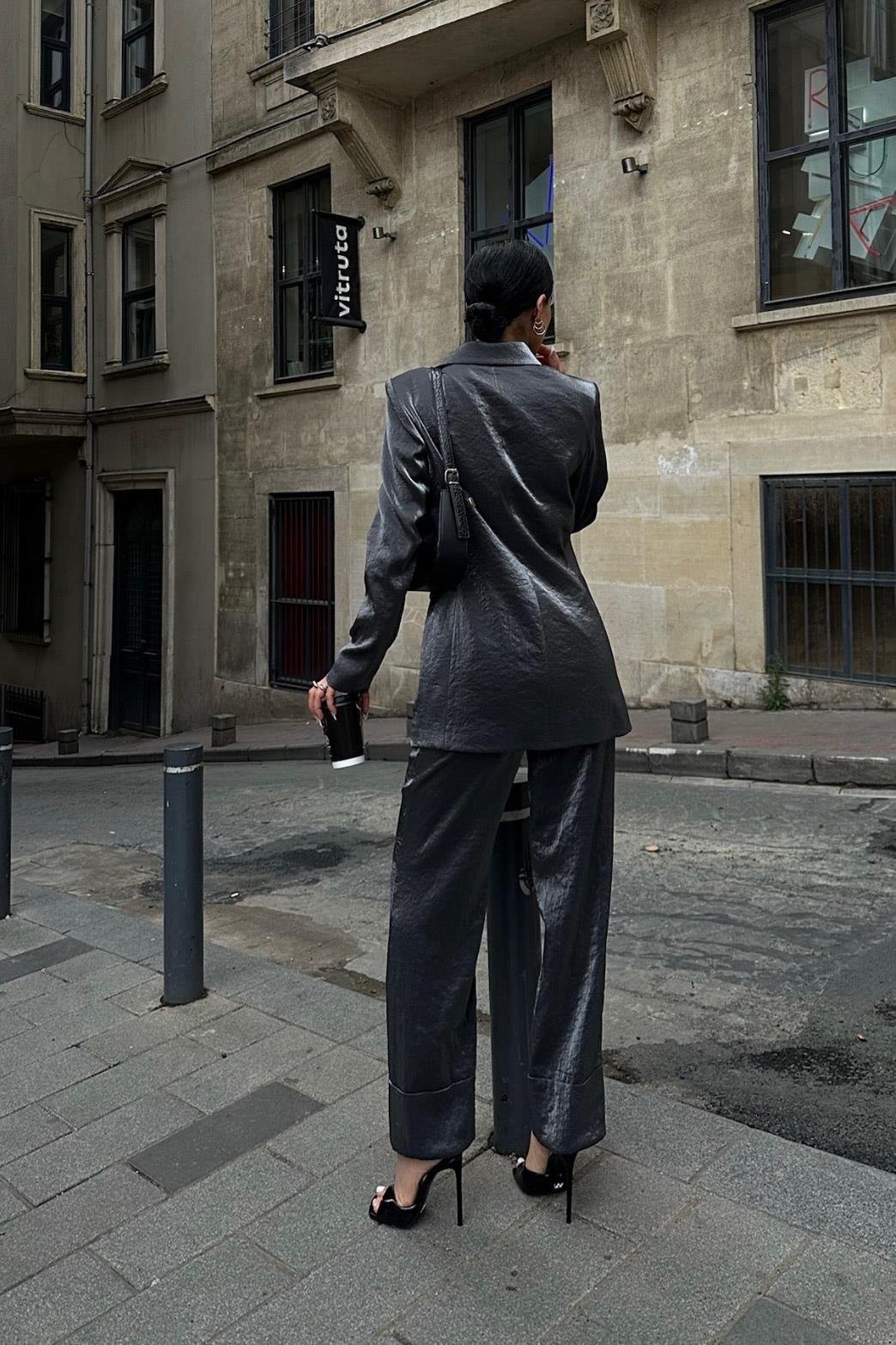 Gisella Parlak Saten Takım 9851 R8-D-K5