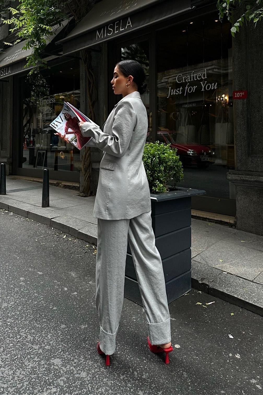 Gisella Parlak Saten Takım 9851 R8-D-K5