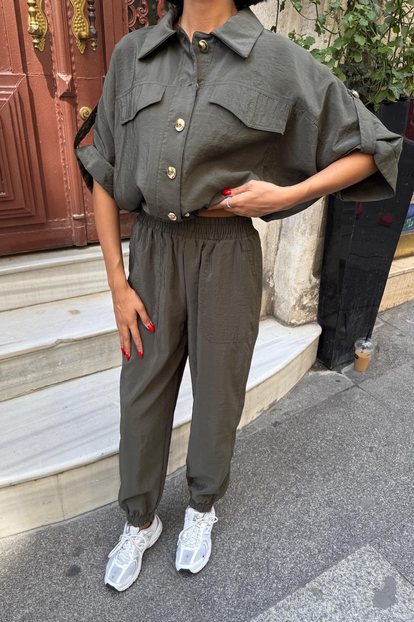 Gold Düğme Detaylı Lastikli Rahat Takım 10243 R6-D-K1