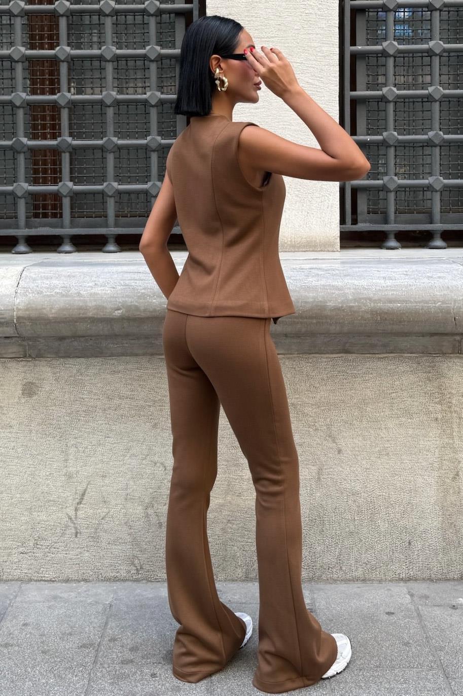 Gold Düğmeli Yelekli ve İspanyol Pantolonlu Modal Takım 10245 R6-E-K1