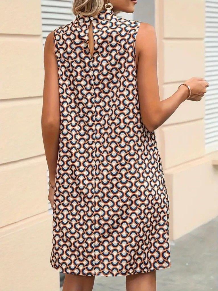 Kadın Balıkçı Yaka Kolsuz Desenli Dalgıç Elbise