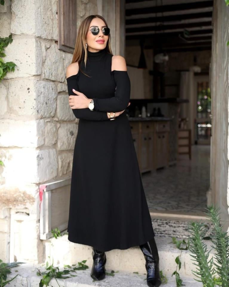 Kadın Balıkçı Yaka Omuzlardan Açık Uzun Kollu Crep Kumaş Elbise