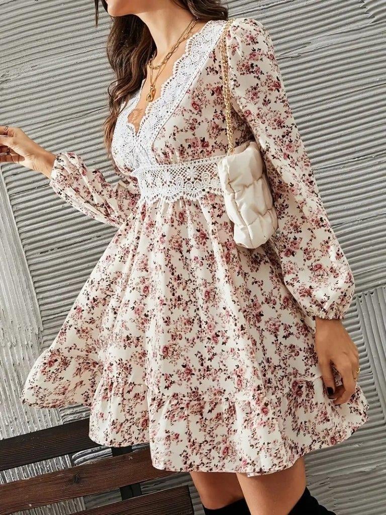 Kadın Uzun Kollu Dantel V Yakalı Mini Desenli Süprem Elbise