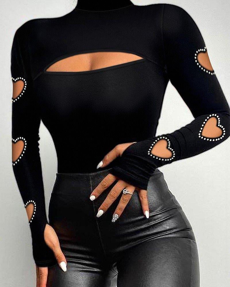 Kadın Uzun Kollu Yarı Balıkçı Yaka Pencere Detaylı Kolları Kalp Desen Taşlı Viskon Bluz