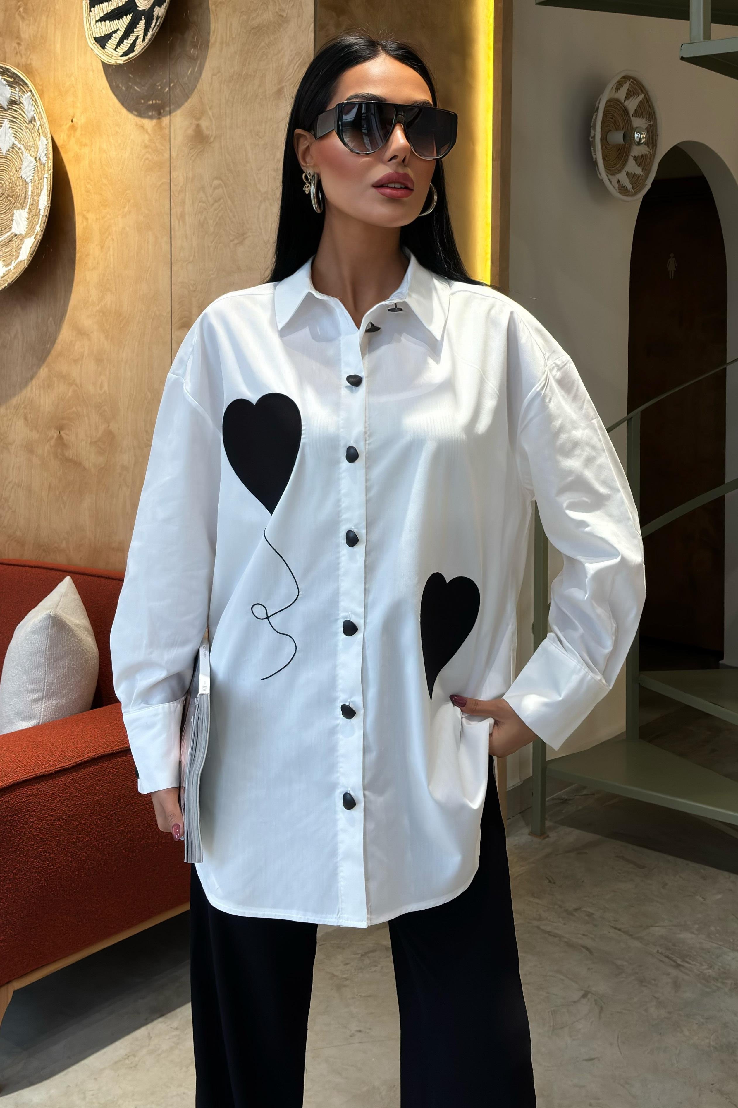 Kalp Nakışlı ve Düğme Detaylı Oversize Gömlek 3430 R7-A-K4