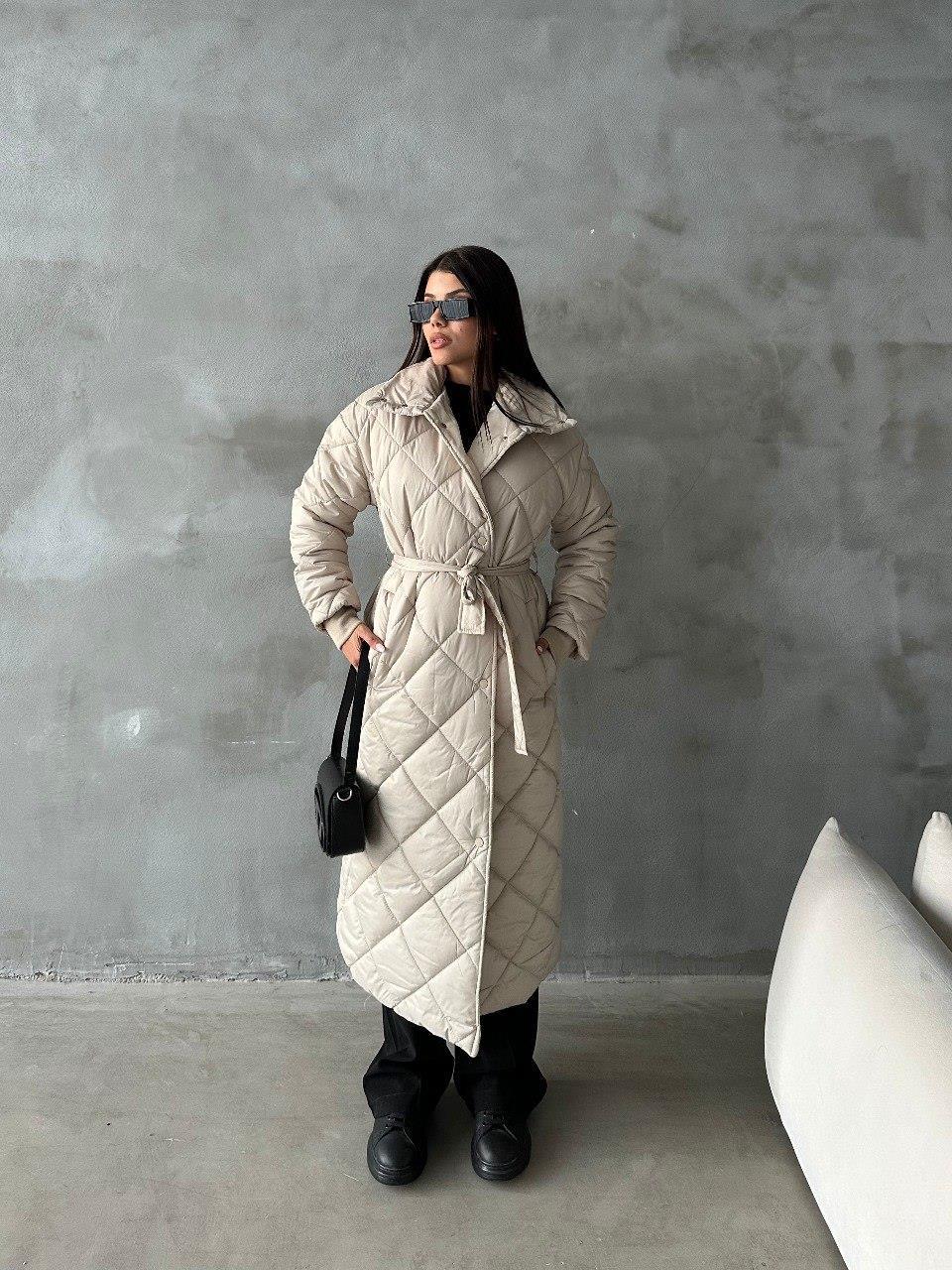 Kapitone Desenli Dik Yaka Belden Bağlamalı Çıt Çıtlı Mont 7034-8