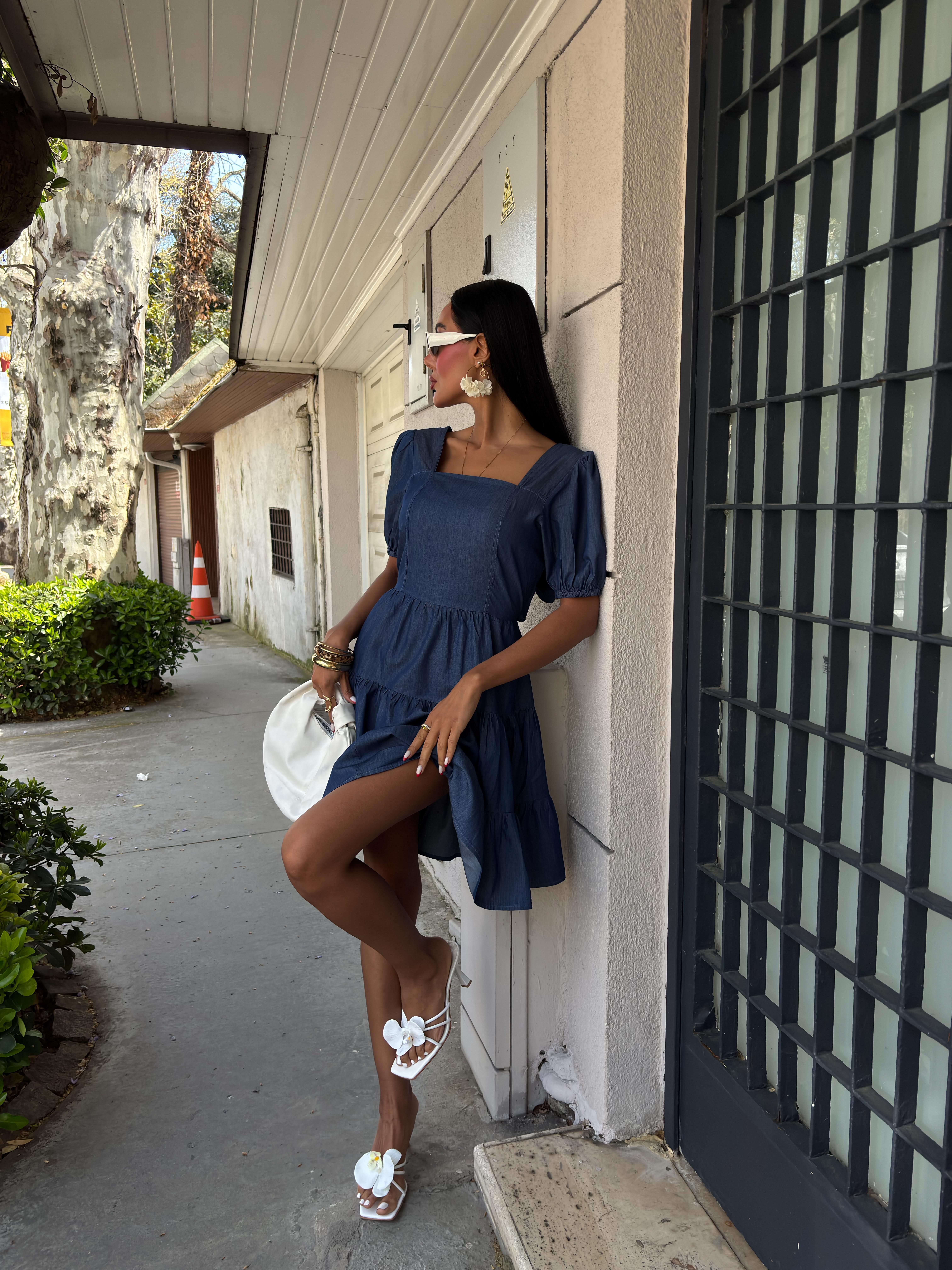 Kare Yakalı ve Gipe Detaylı Tensel Elbise 2883 R7-J-K3