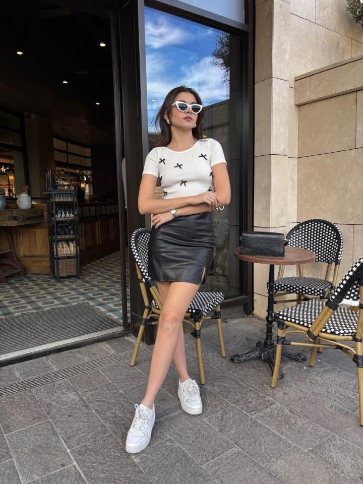 Kaşkorse Kumaş Kurdule Detay Bluz