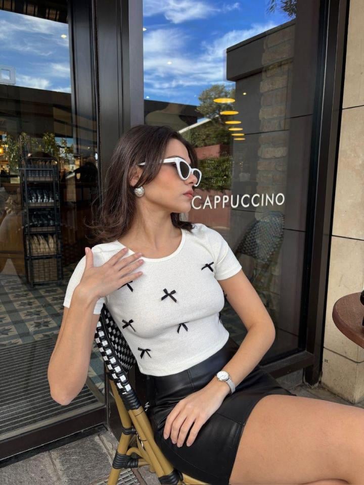 Kaşkorse Kumaş Kurdule Detay Bluz