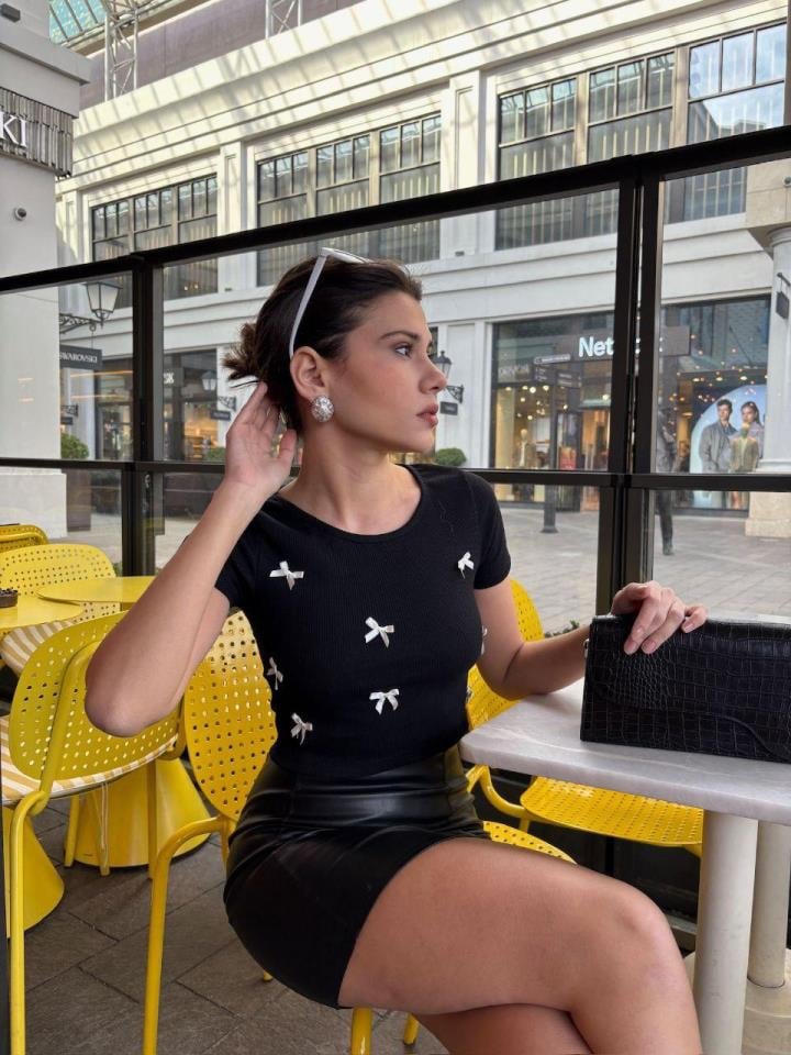 Kaşkorse Kumaş Kurdule Detay Bluz