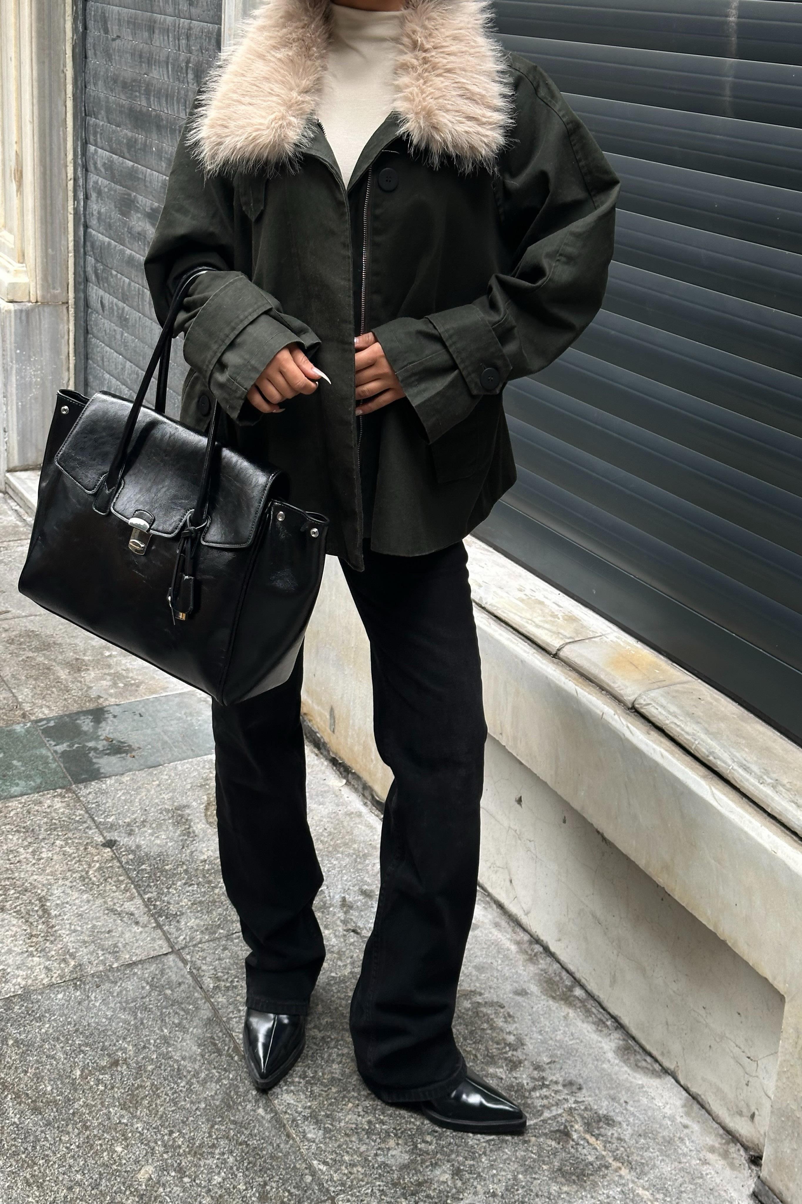 Kürk Yakalı Oversize Ceket 6135-08