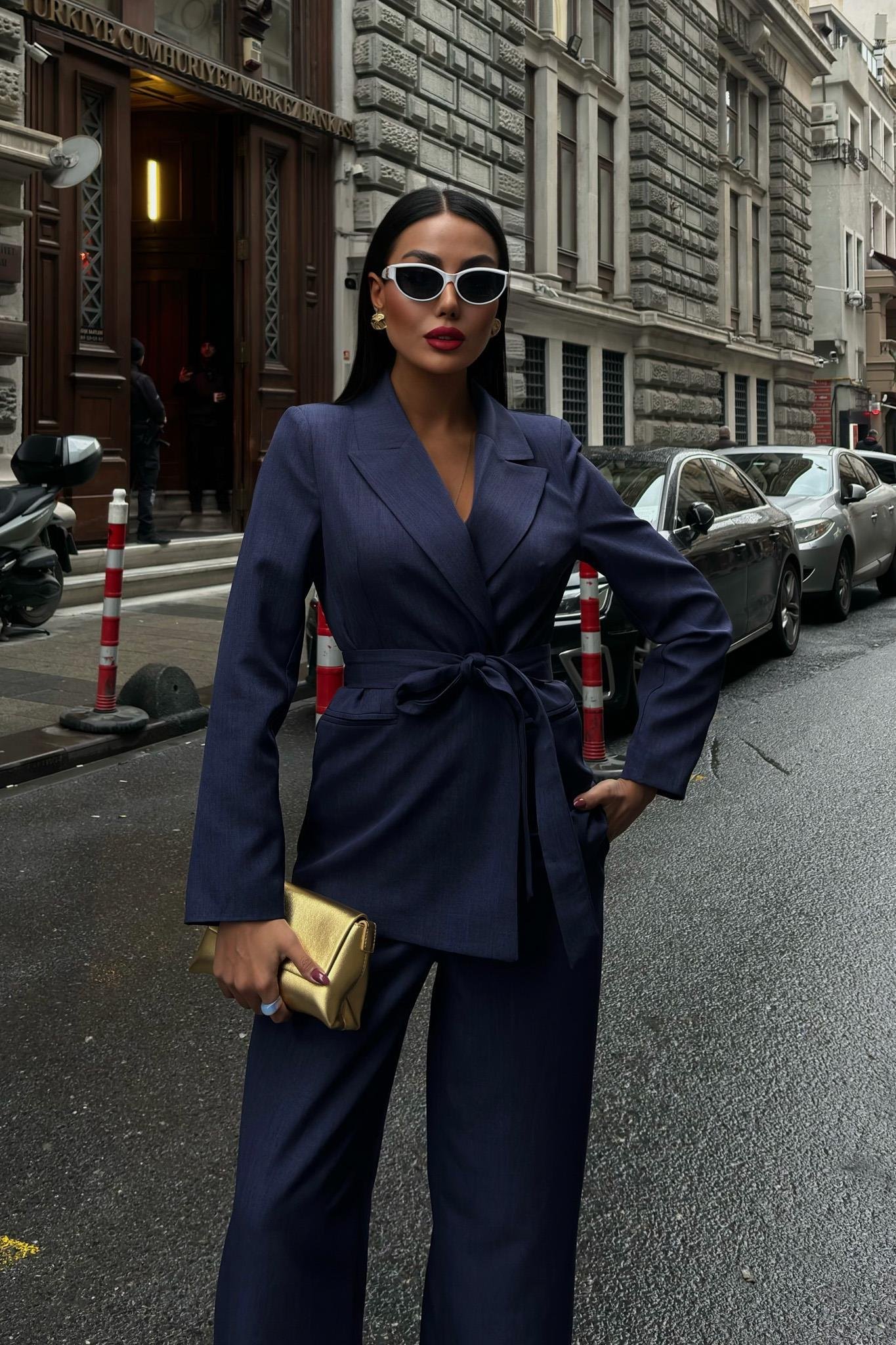 Kuşaklı Ceket ve Kemer Detaylı Pantolon Takım 10022 R8-H-K5