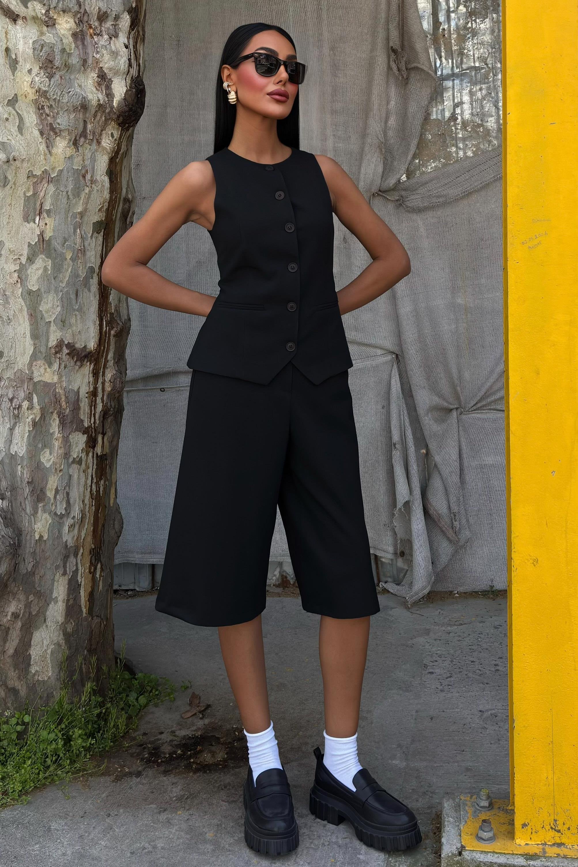 Midi Şortlu ve Yelekli Viscon Takım 10167 R7-C-K3