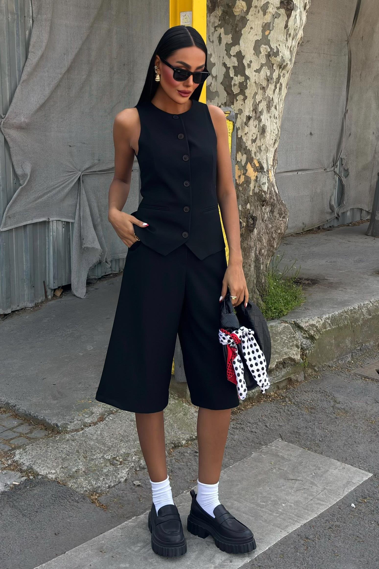 Midi Şortlu ve Yelekli Viscon Takım 10167 R7-C-K3